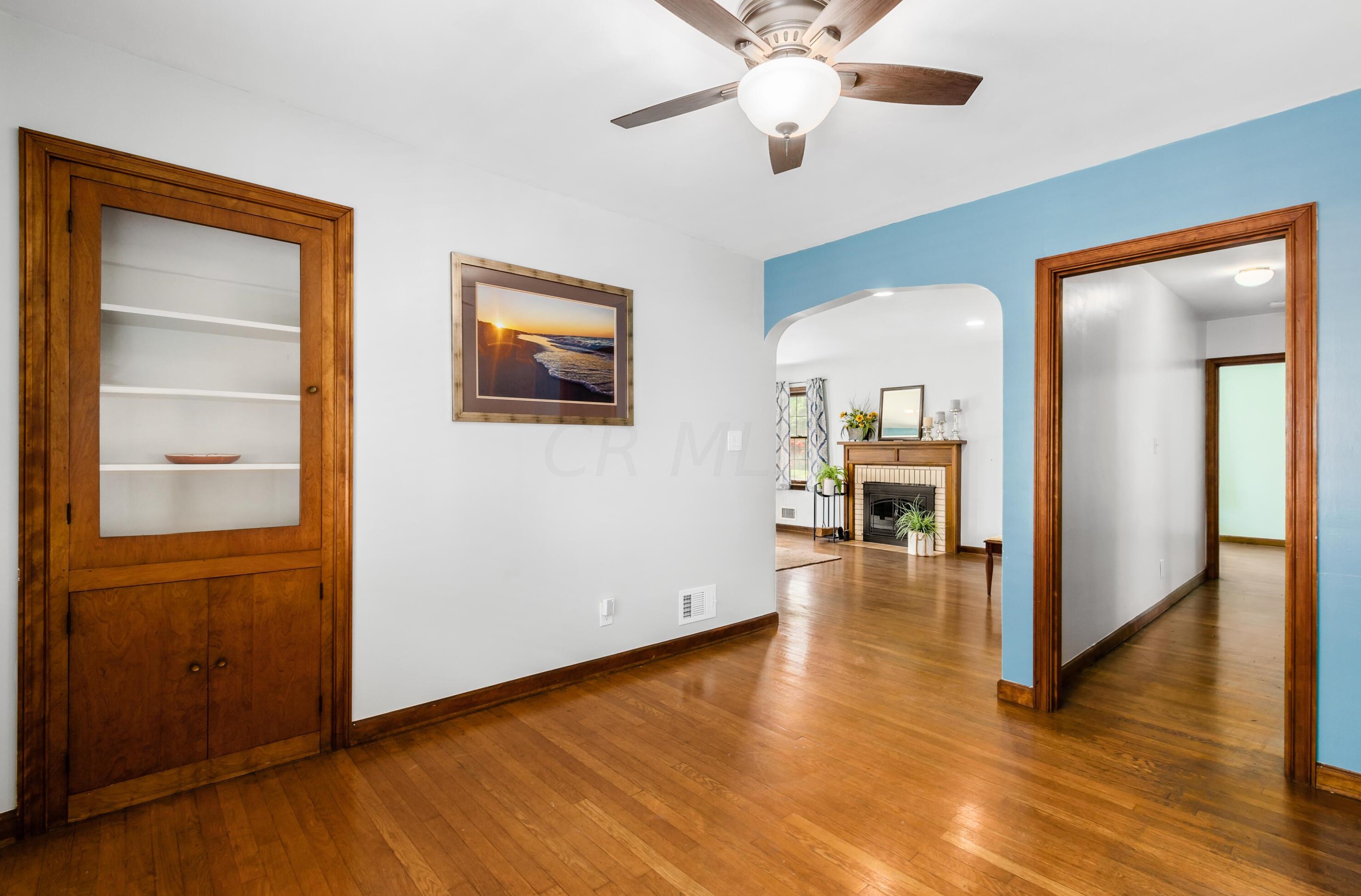 572 Clinton Hts Ave, Columbus OH 43202-1318 exterior