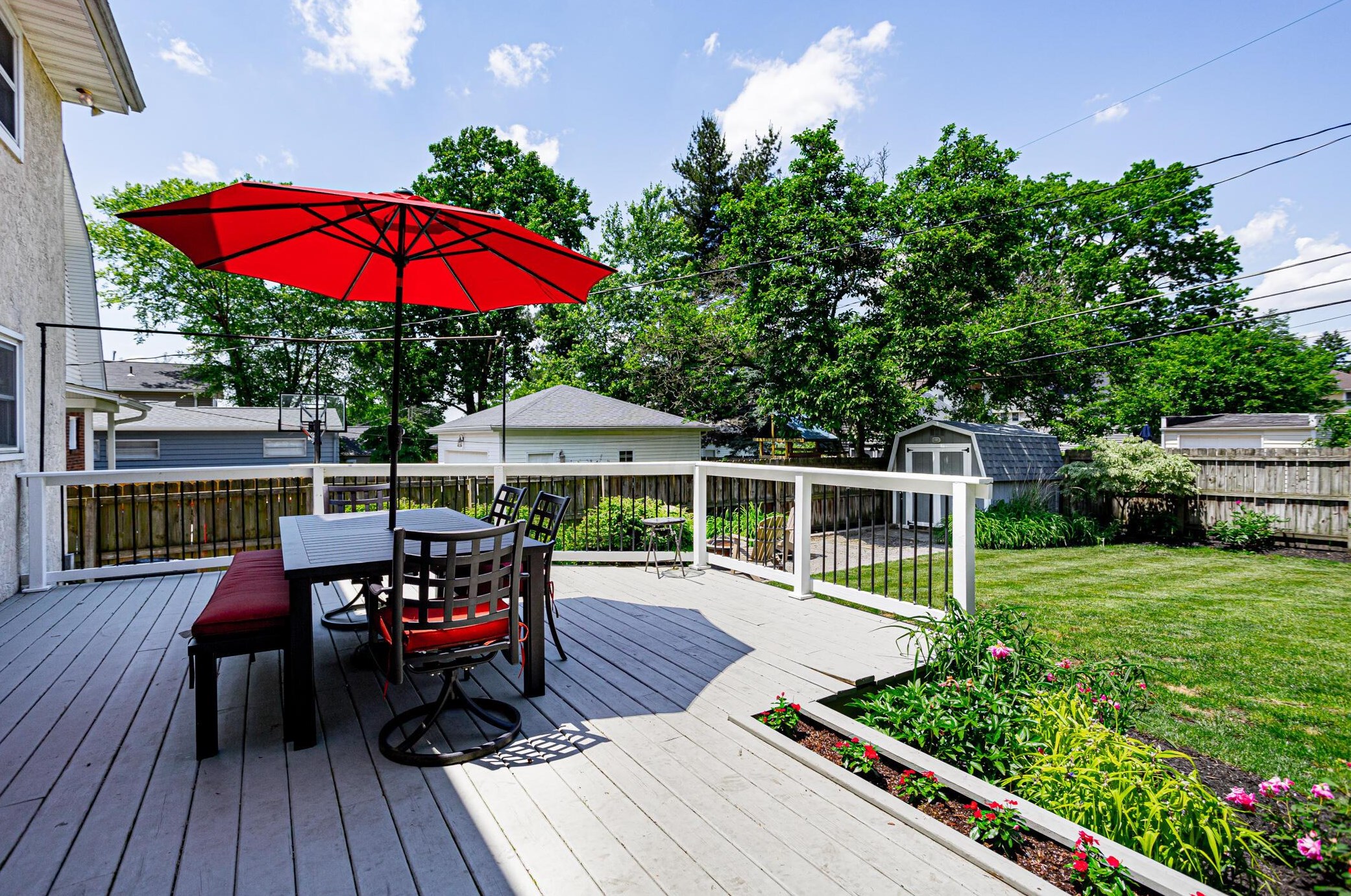 82 Richards Rd, Columbus OH 43214-3749 exterior