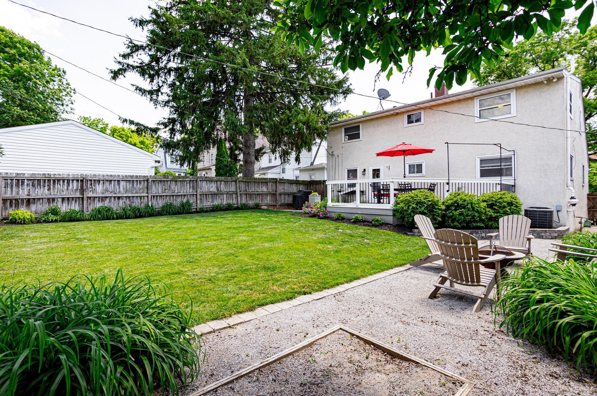 82 Richards Rd, Columbus OH 43214-3749 exterior