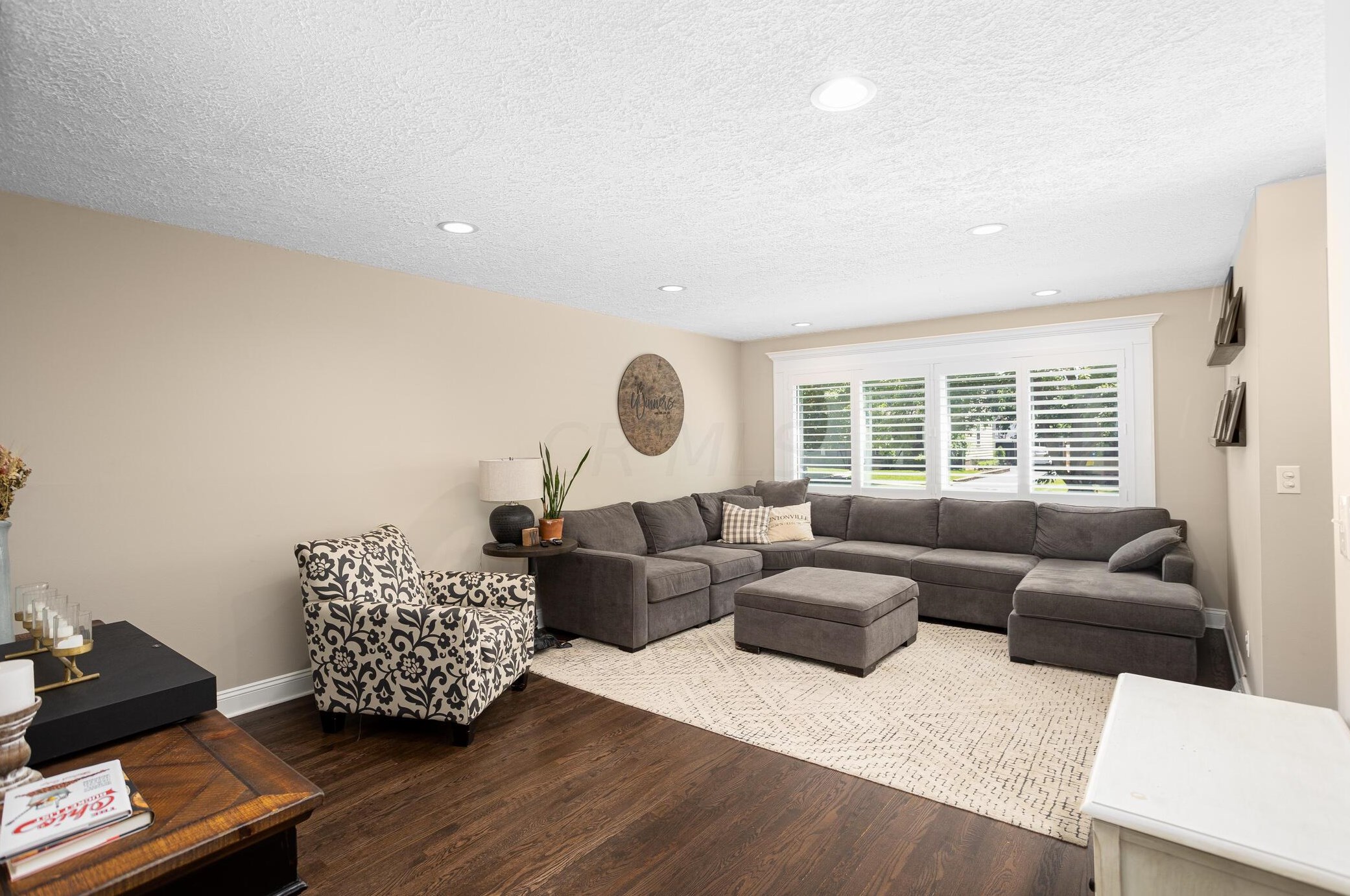 82 Richards Rd, Columbus OH 43214-3749 exterior