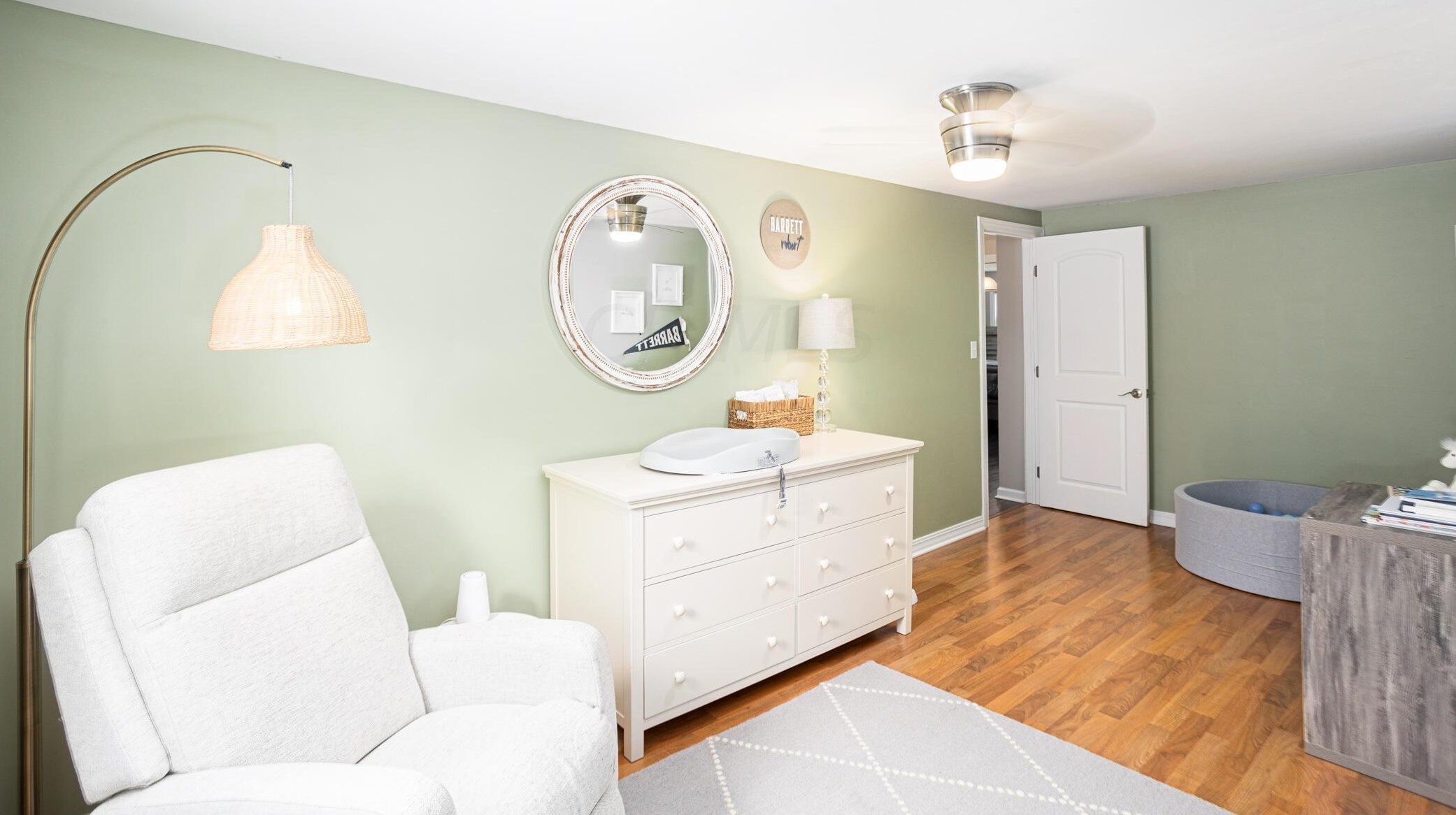 82 Richards Rd, Columbus OH 43214-3749 exterior