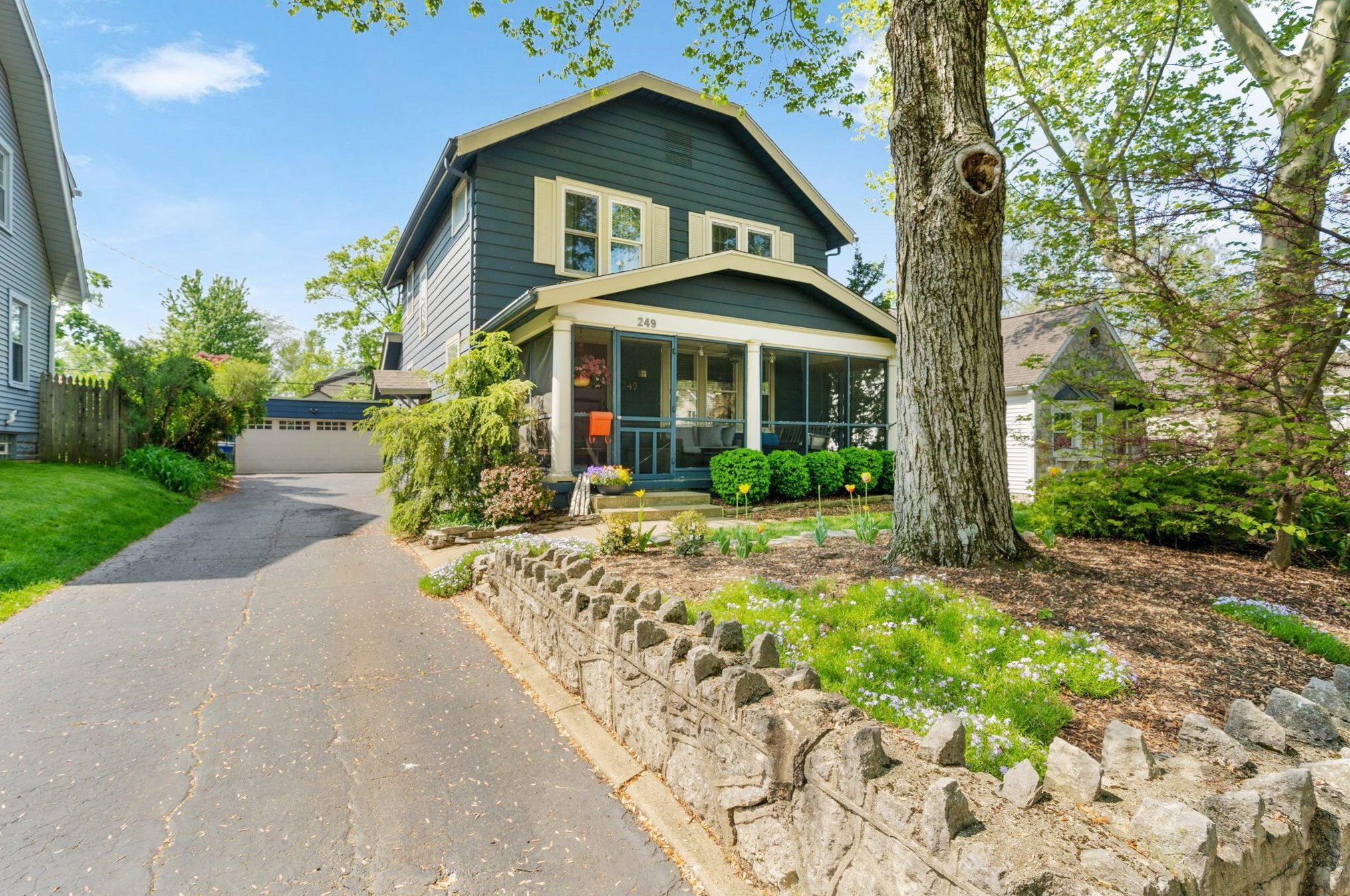 249 Blenheim Rd, Columbus OH 43214-3217 exterior