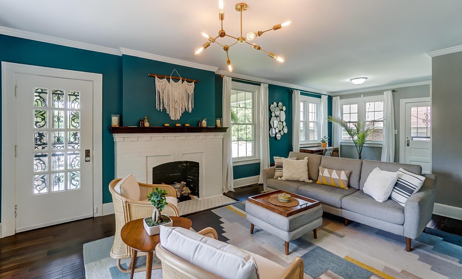 1885 Bryden Rd, Columbus OH 43205-2259 exterior