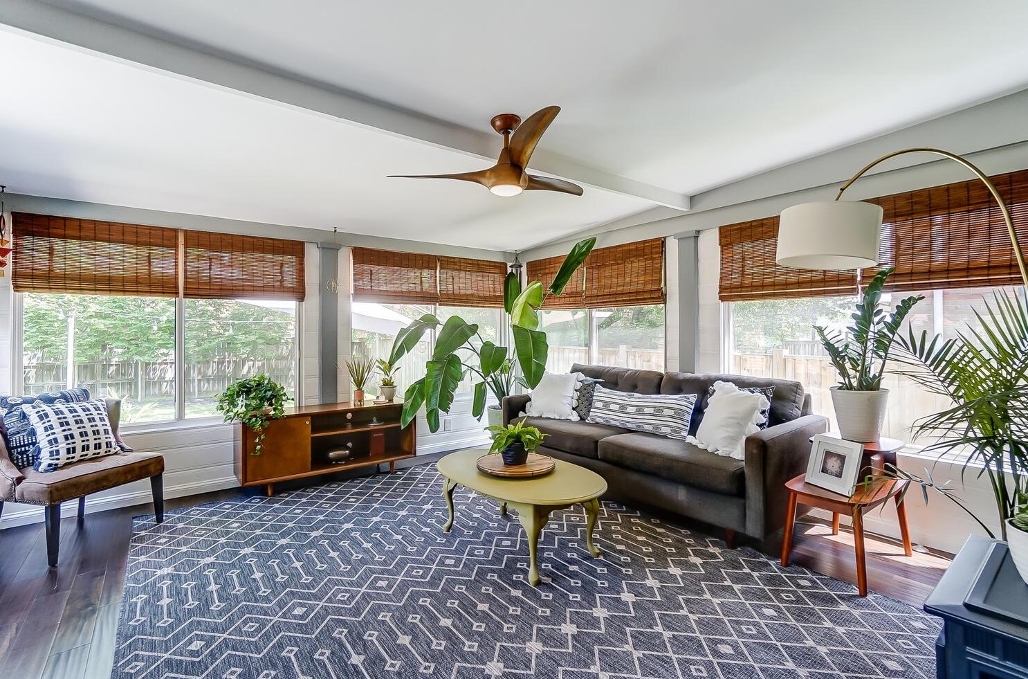 1885 Bryden Rd, Columbus OH 43205-2259 exterior