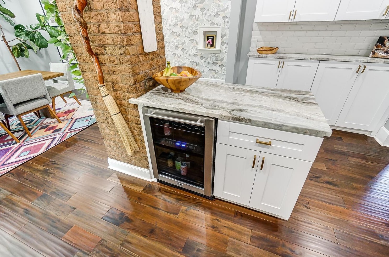 1885 Bryden Rd, Columbus OH 43205-2259 exterior