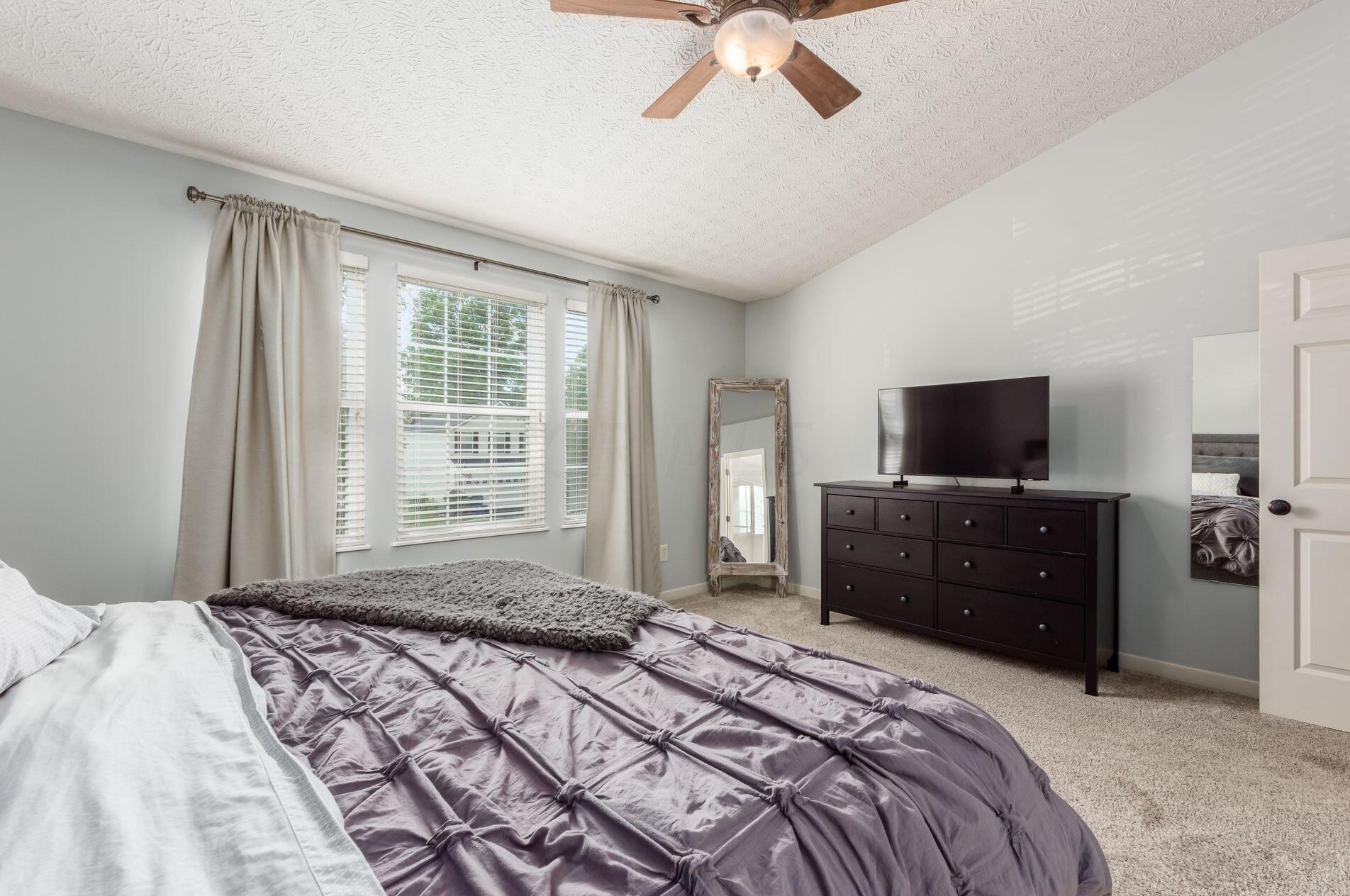 5411 Covington Mdw Dr, Westerville OH  43082-8366 exterior