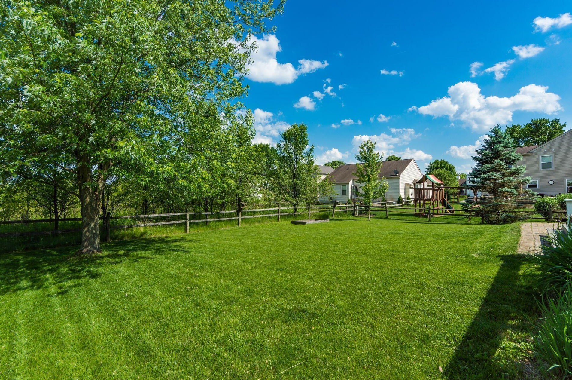 5411 Covington Mdw Dr, Westerville OH  43082-8366 exterior