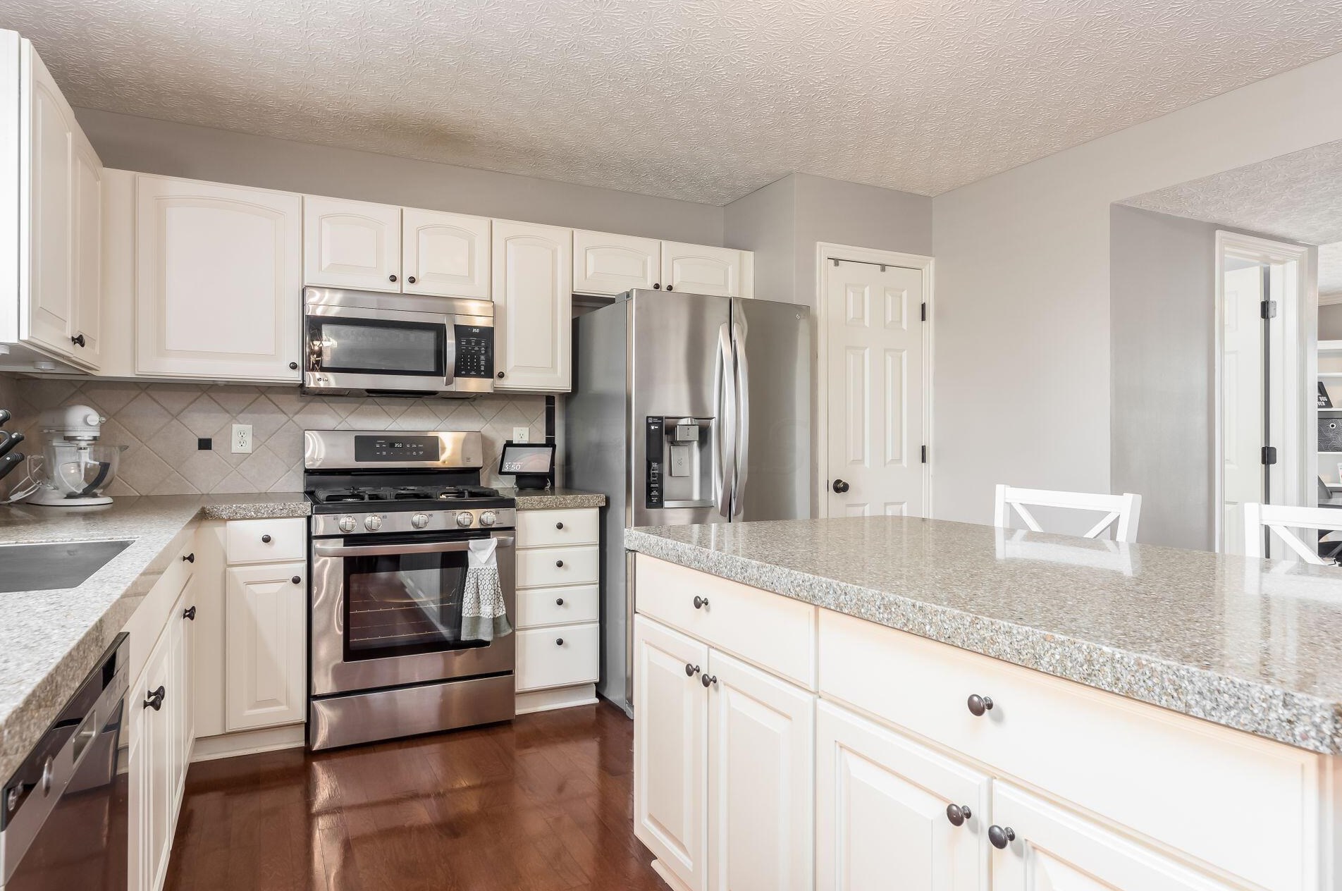 5411 Covington Mdw Dr, Westerville OH  43082-8366 exterior