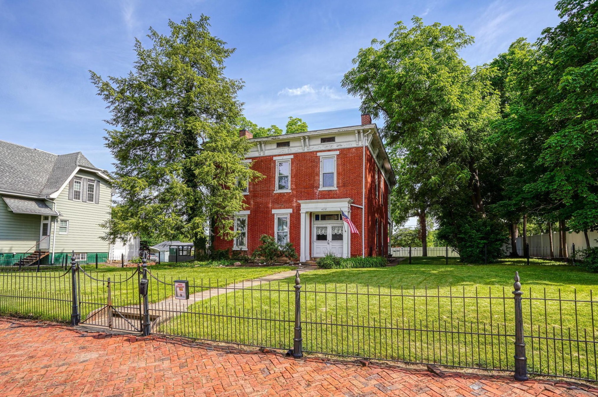 428 E Main St, Circleville, OH 43113
