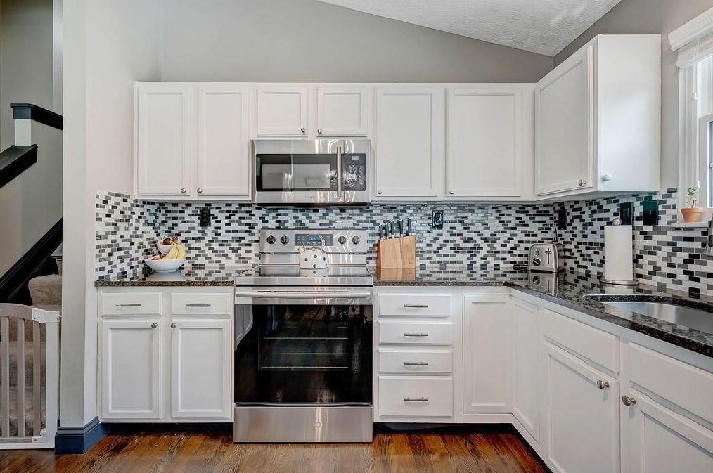 4234 Portobello Dr, Columbus OH 43230-5439 exterior