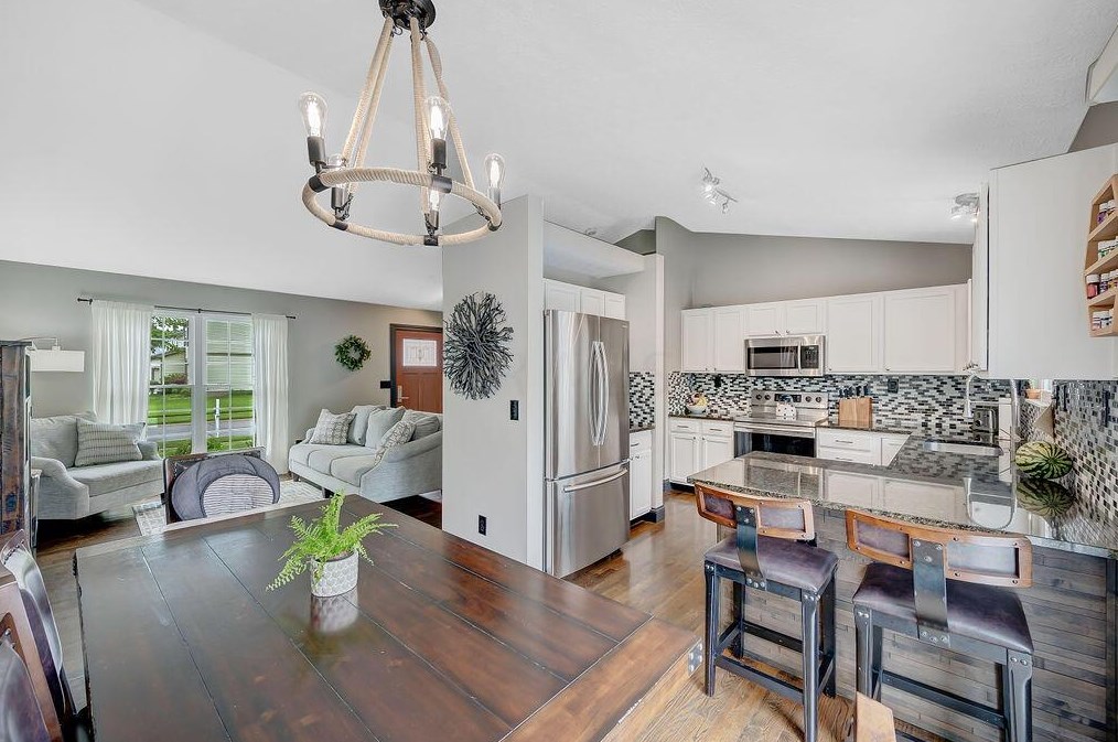 4234 Portobello Dr, Columbus OH 43230-5439 exterior