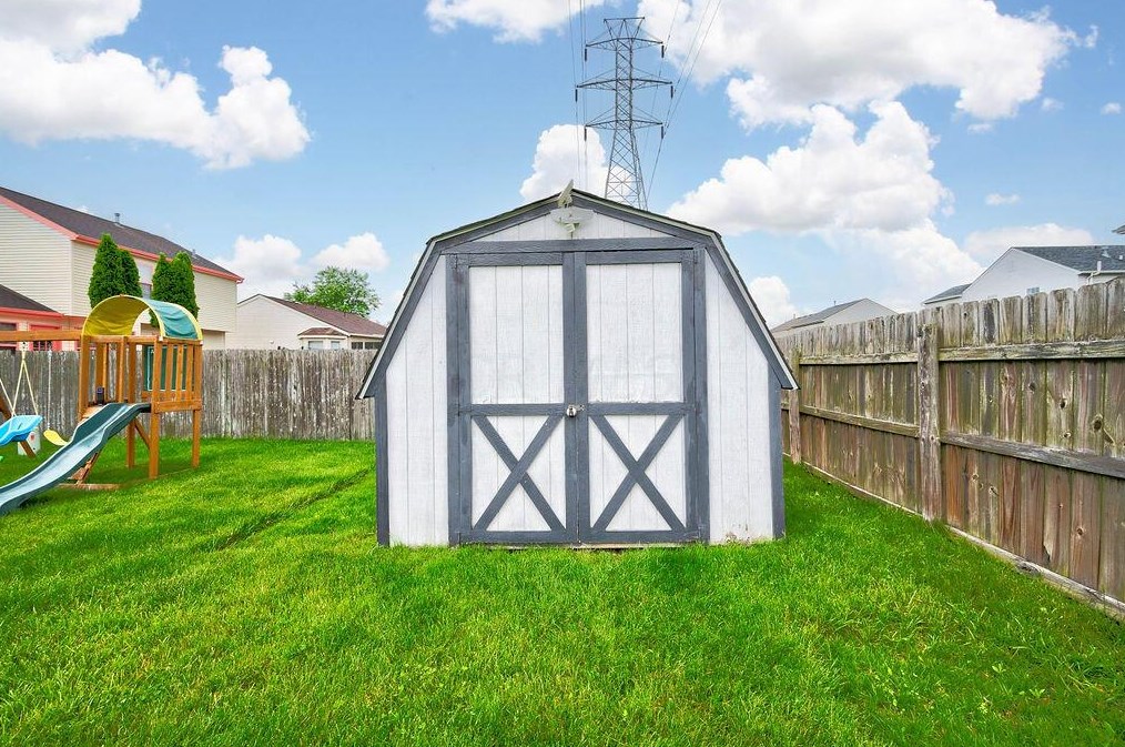 4234 Portobello Dr, Columbus OH 43230-5439 exterior