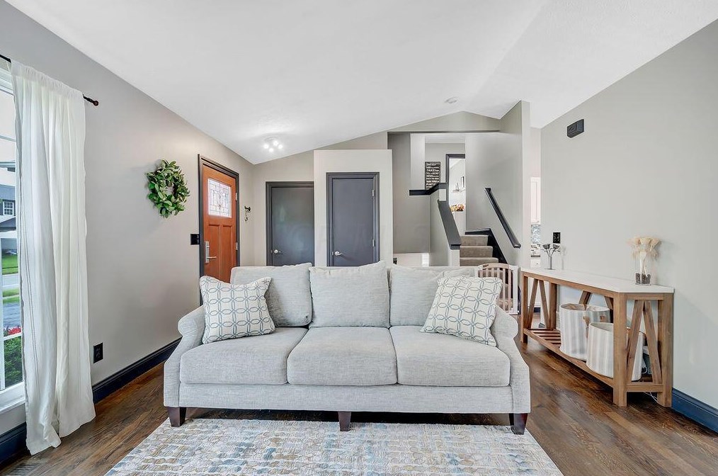 4234 Portobello Dr, Columbus OH 43230-5439 exterior