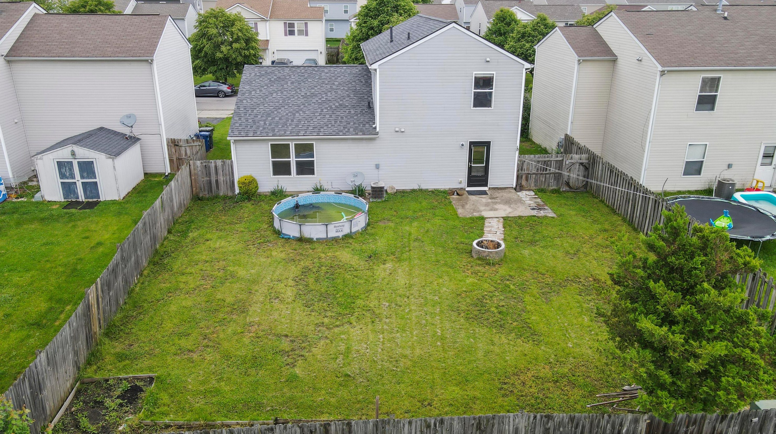 7483 Canal Highlands Blvd, Cnl Wnchstr OH  43110-8088 exterior