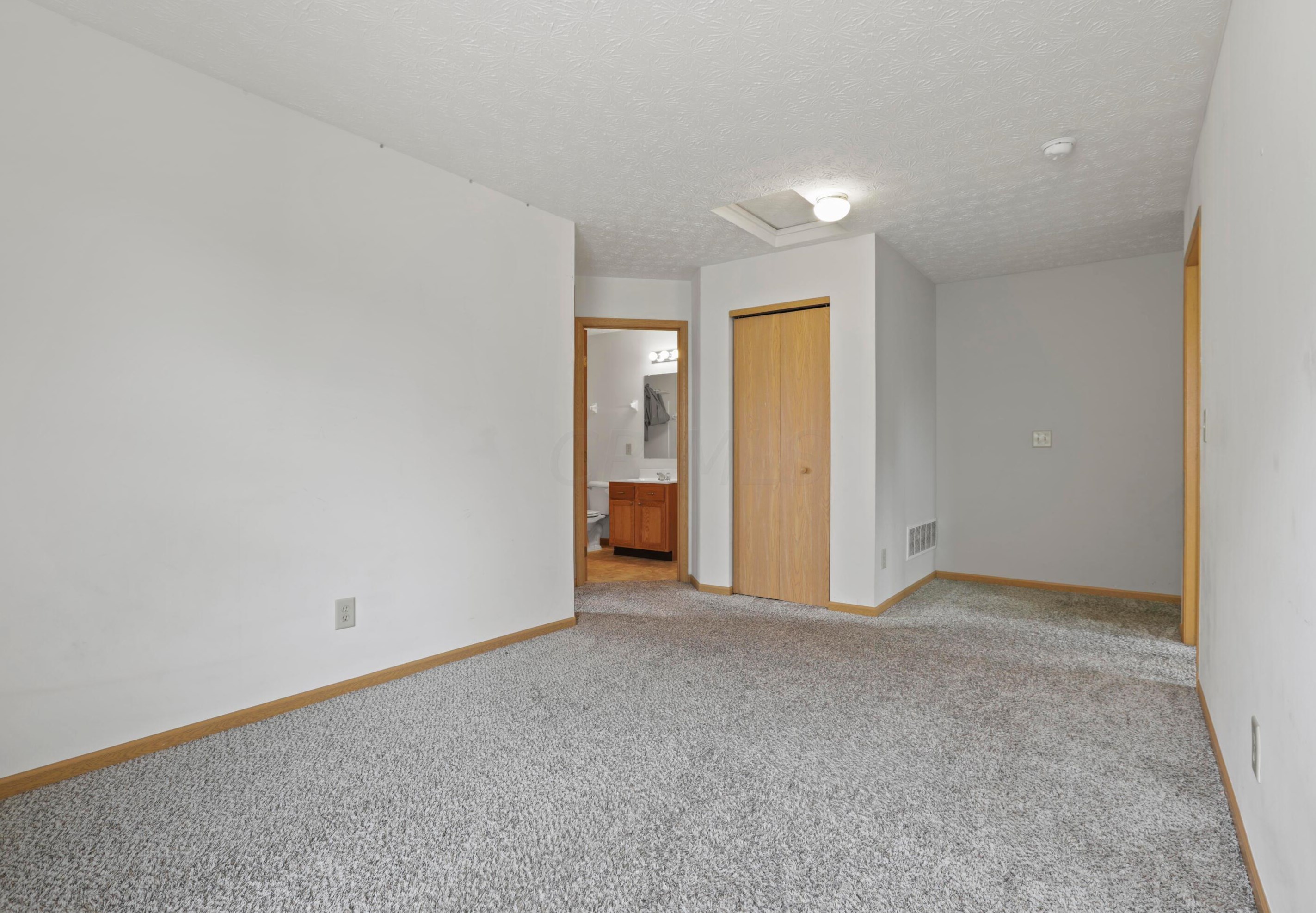 7483 Canal Highlands Blvd, Cnl Wnchstr OH  43110-8088 exterior