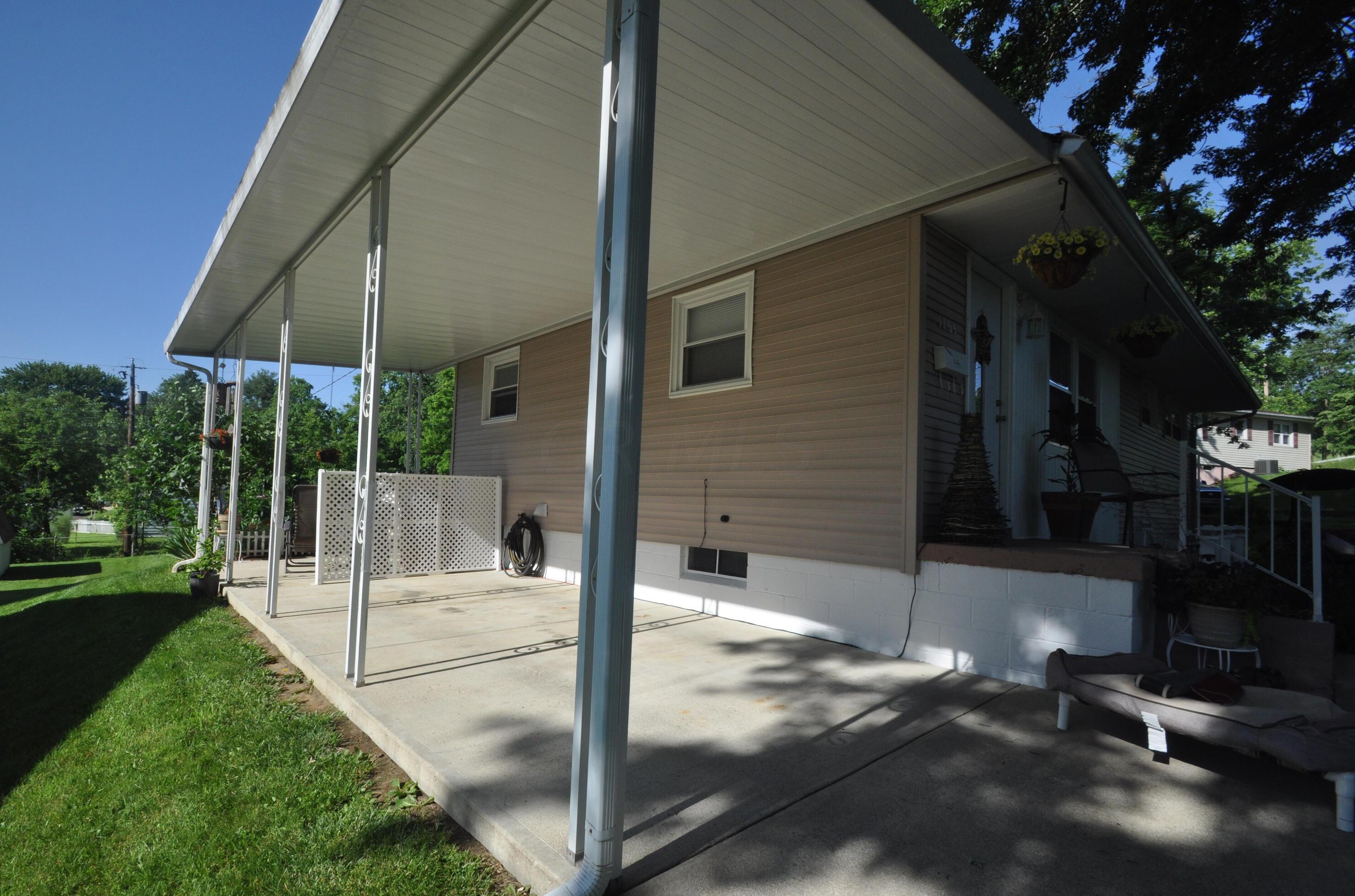 1264 Huffer Ave, Lancaster, OH 43130-2039