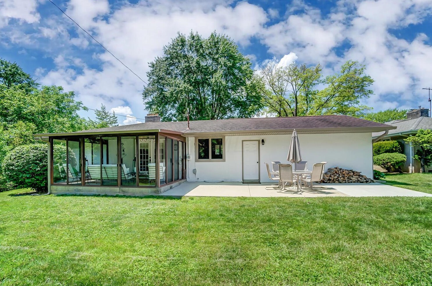 4290 Marland Dr, Columbus OH 43224-1901 exterior