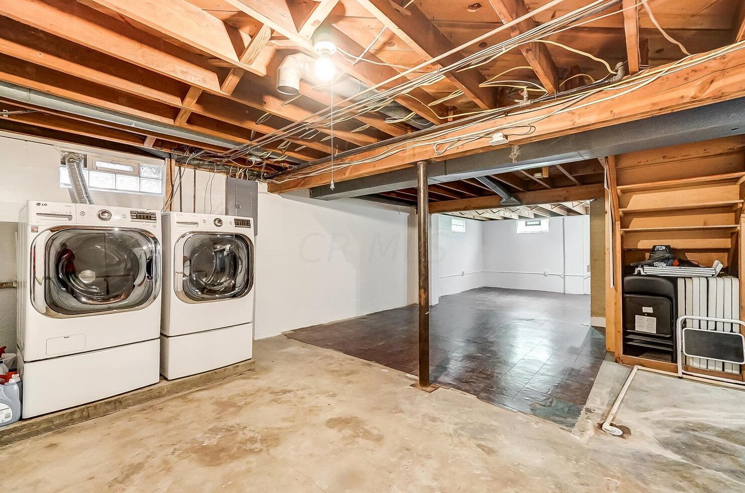 4290 Marland Dr, Columbus OH 43224-1901 exterior