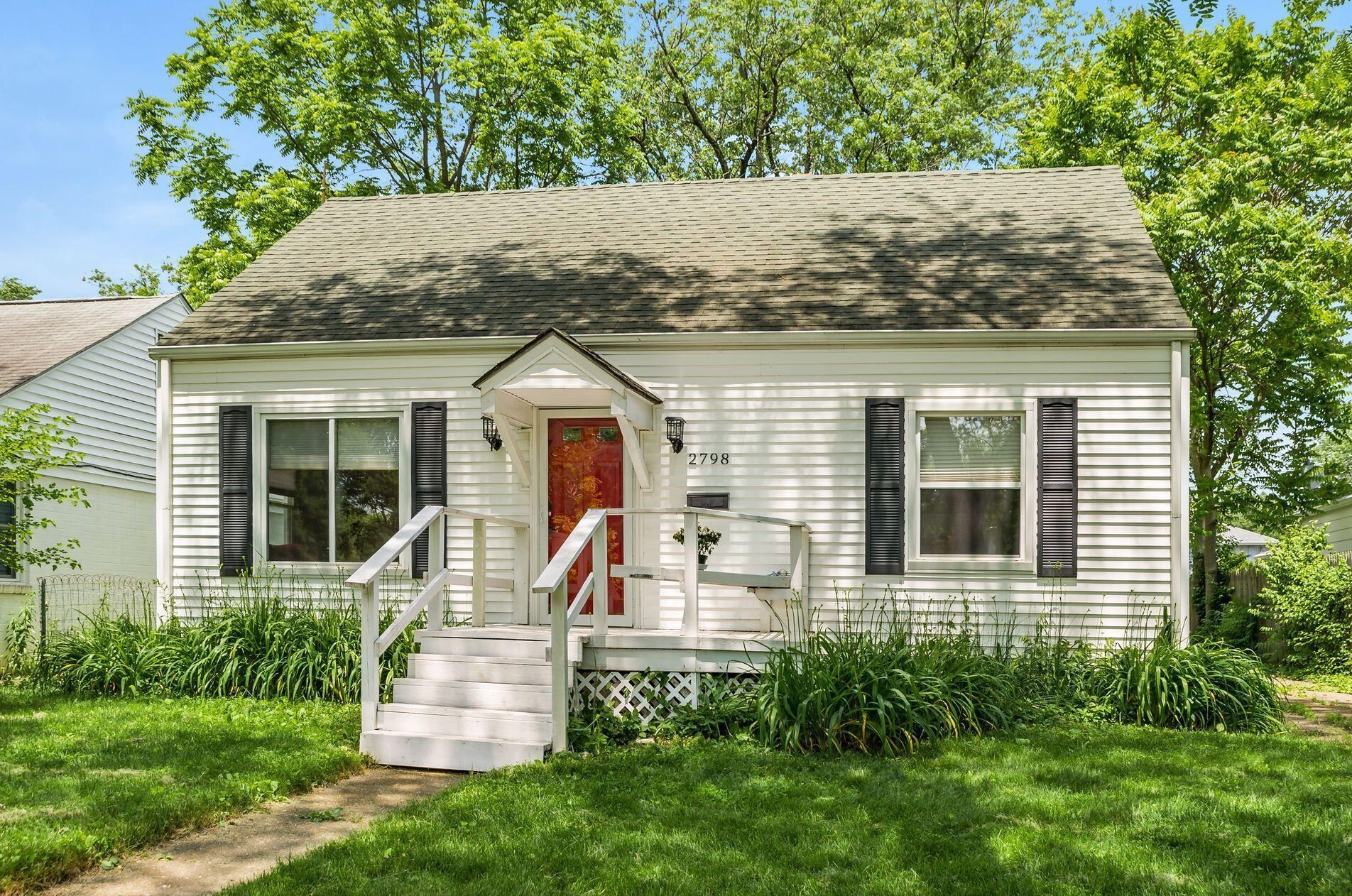 2798 Brownlee Ave, Columbus, OH 43209-3085