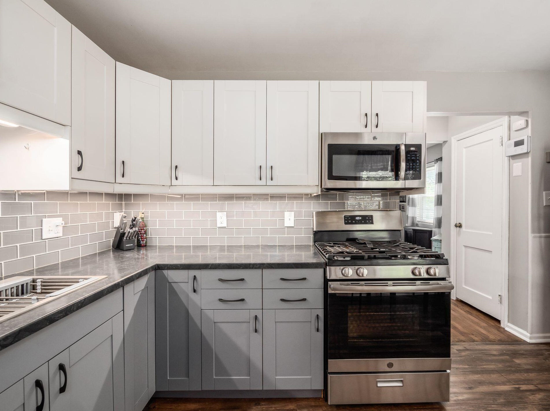 3251 Osceola Dr, Columbus OH 43224-4077 exterior