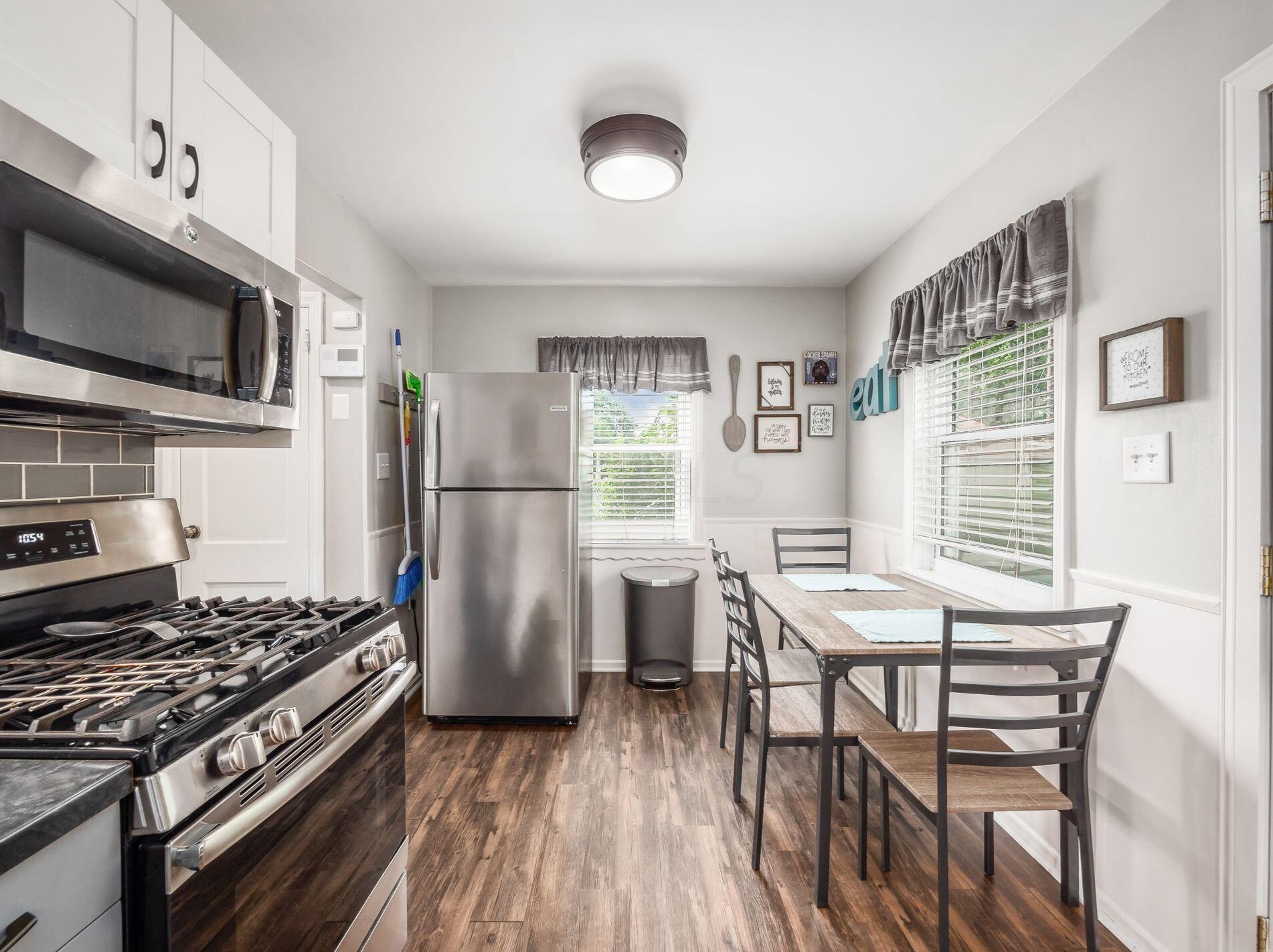 3251 Osceola Dr, Columbus OH 43224-4077 exterior