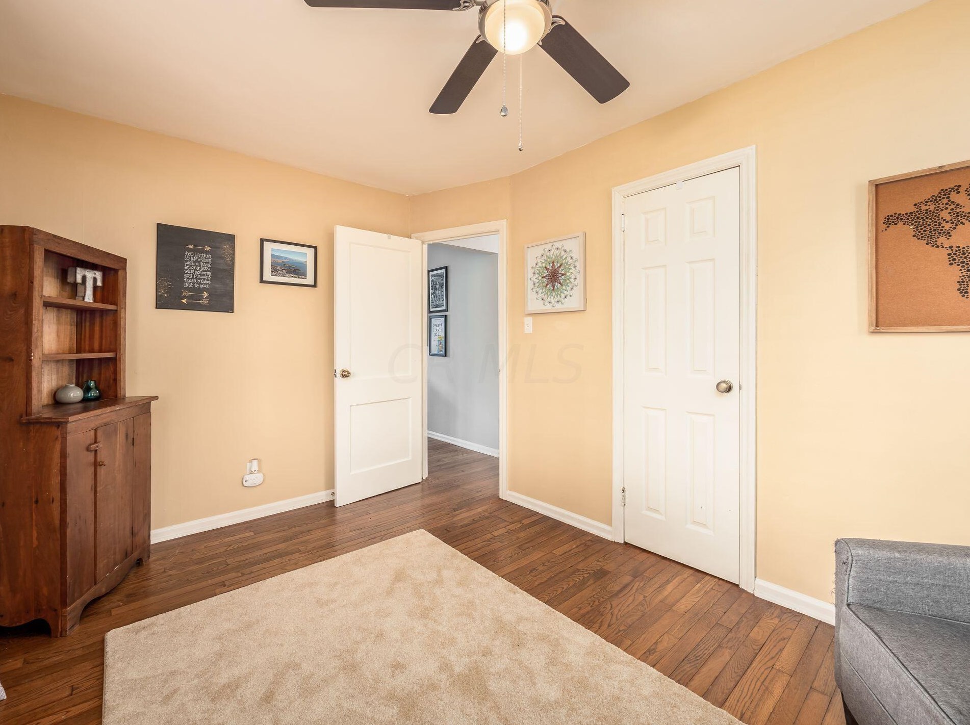 3251 Osceola Dr, Columbus OH 43224-4077 exterior