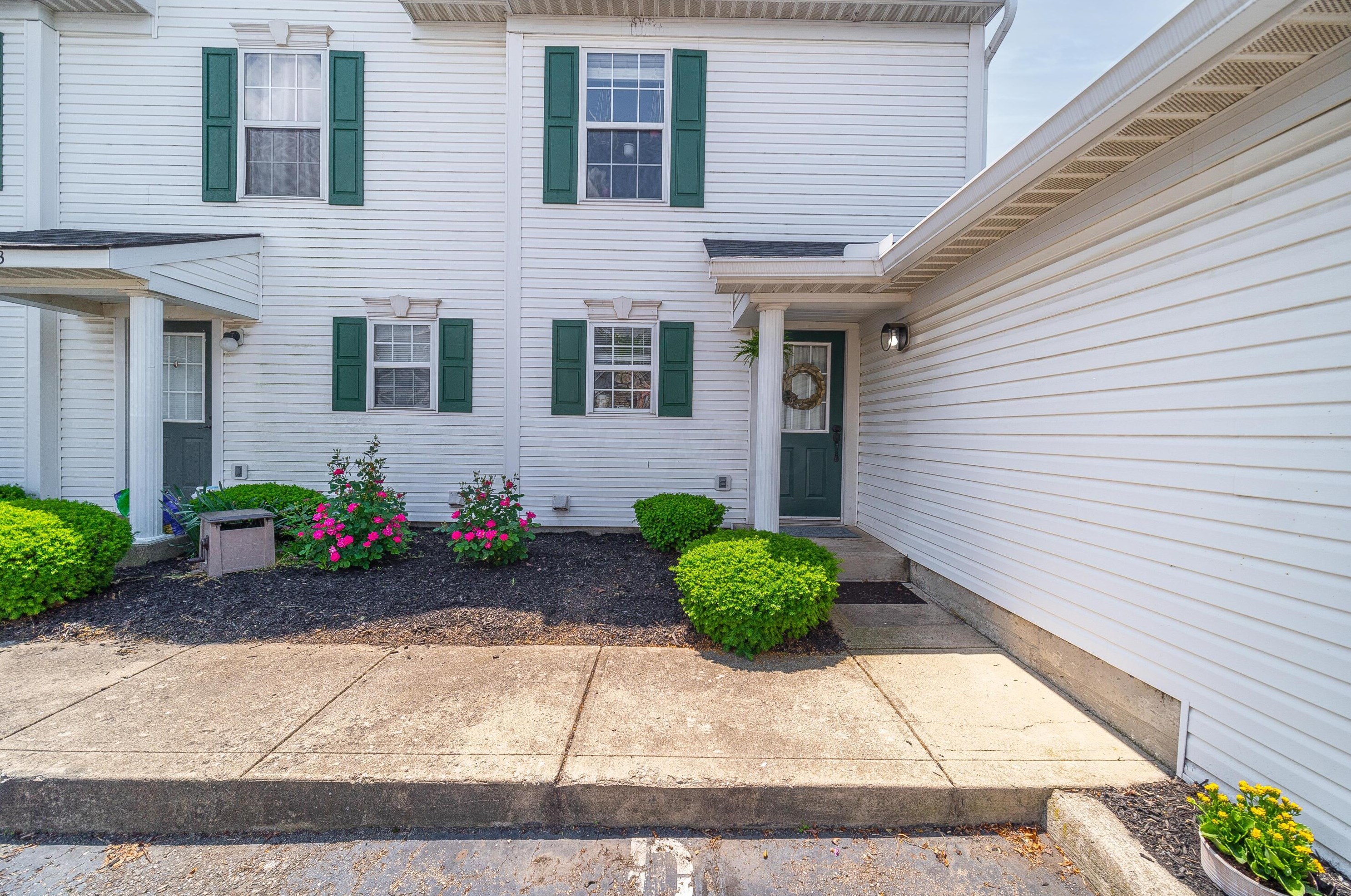 4645 Athalia Dr, Columbus, OH 43228-6494
