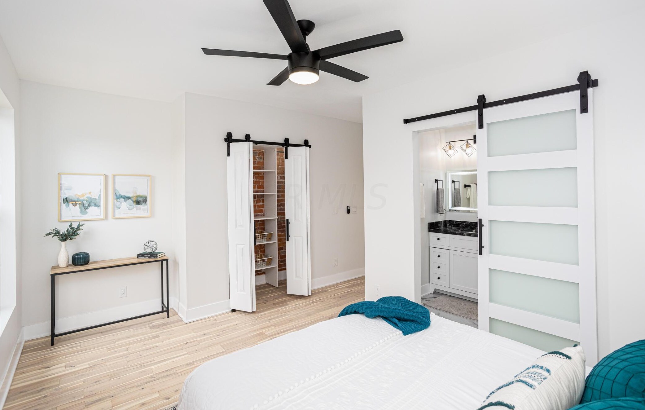 251 Miami Ave, Columbus OH 43203-1866 exterior