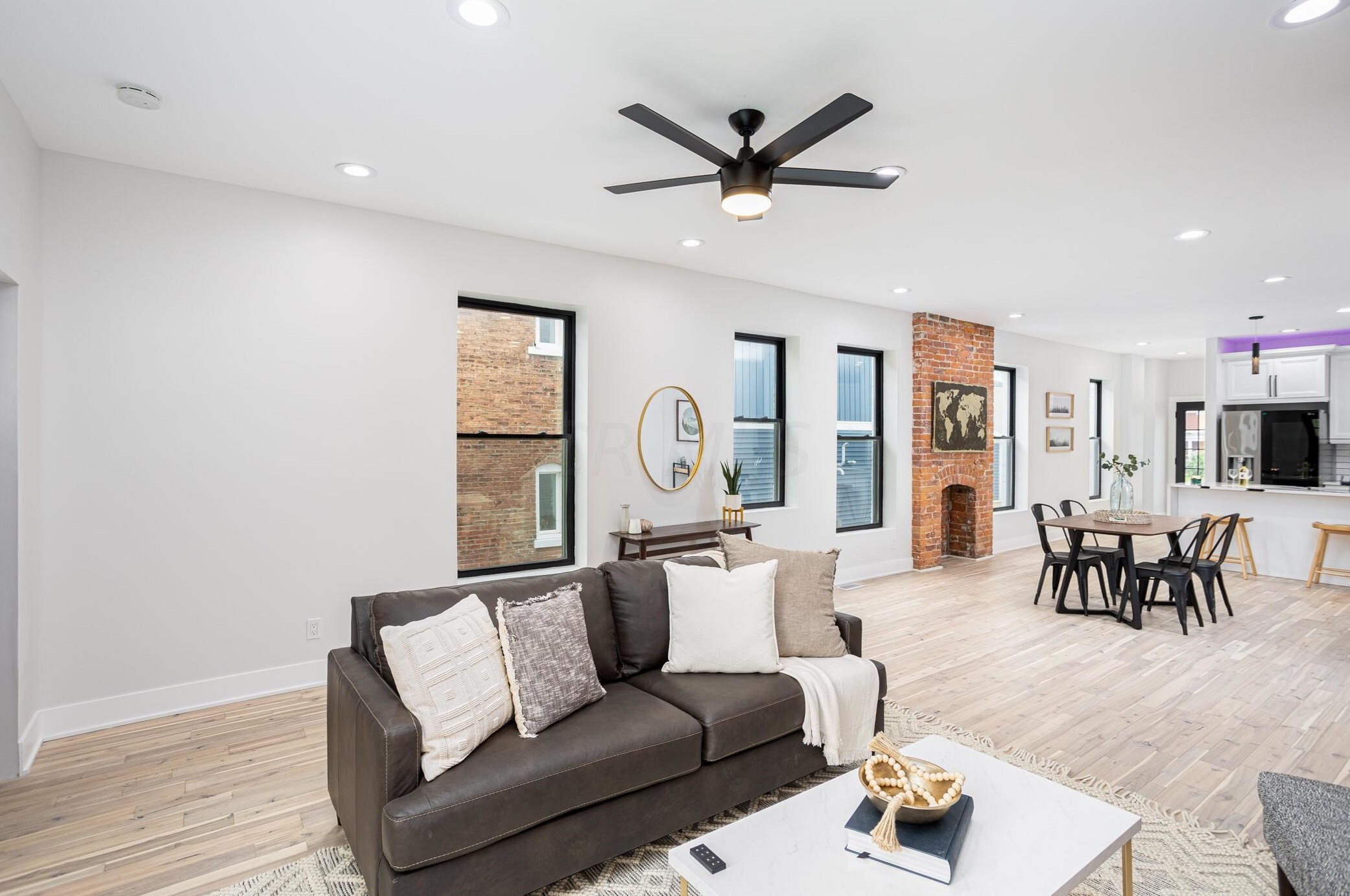 251 Miami Ave, Columbus OH 43203-1866 exterior