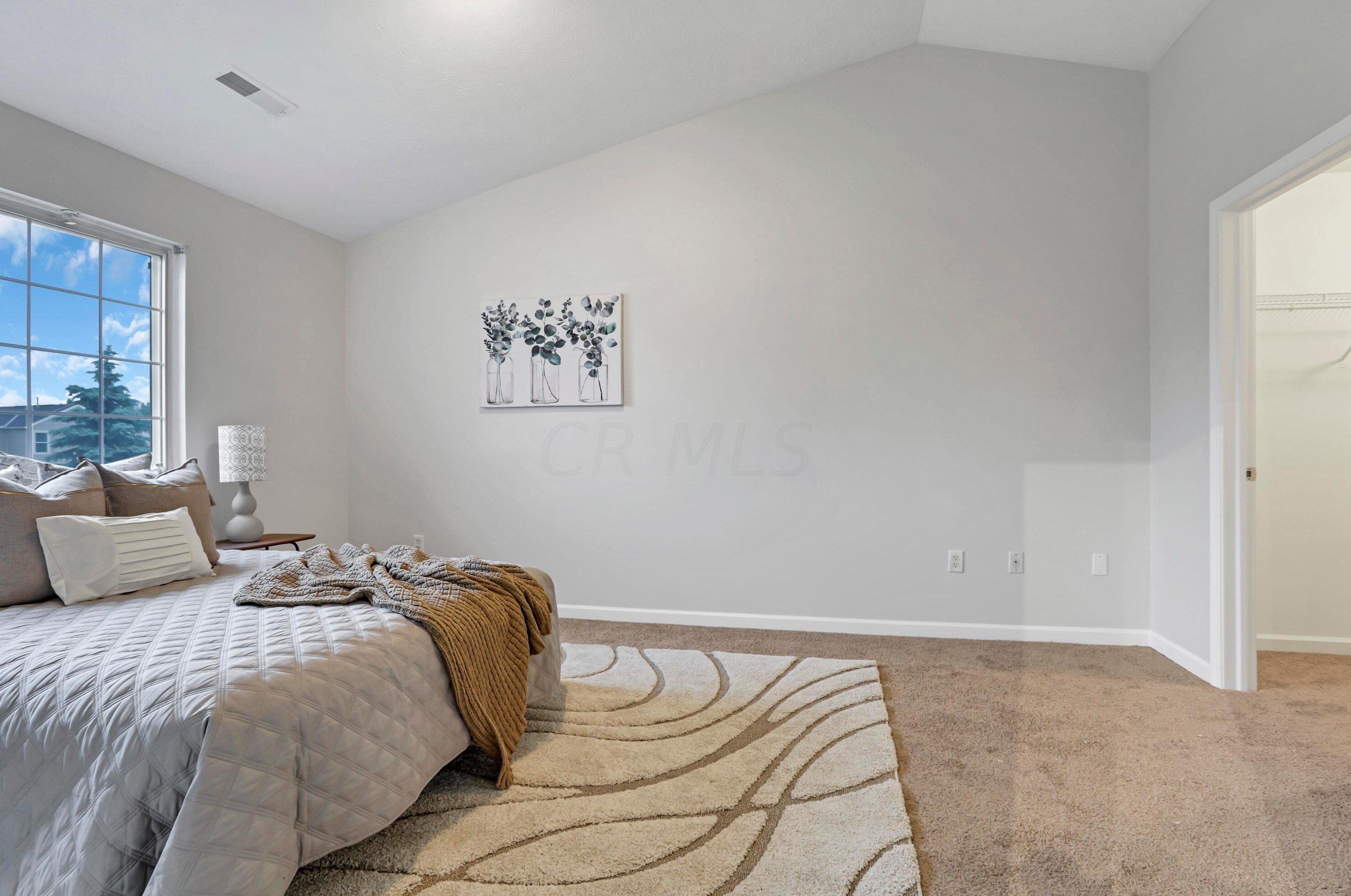 1959 Fortstone Ln, Columbus OH exterior