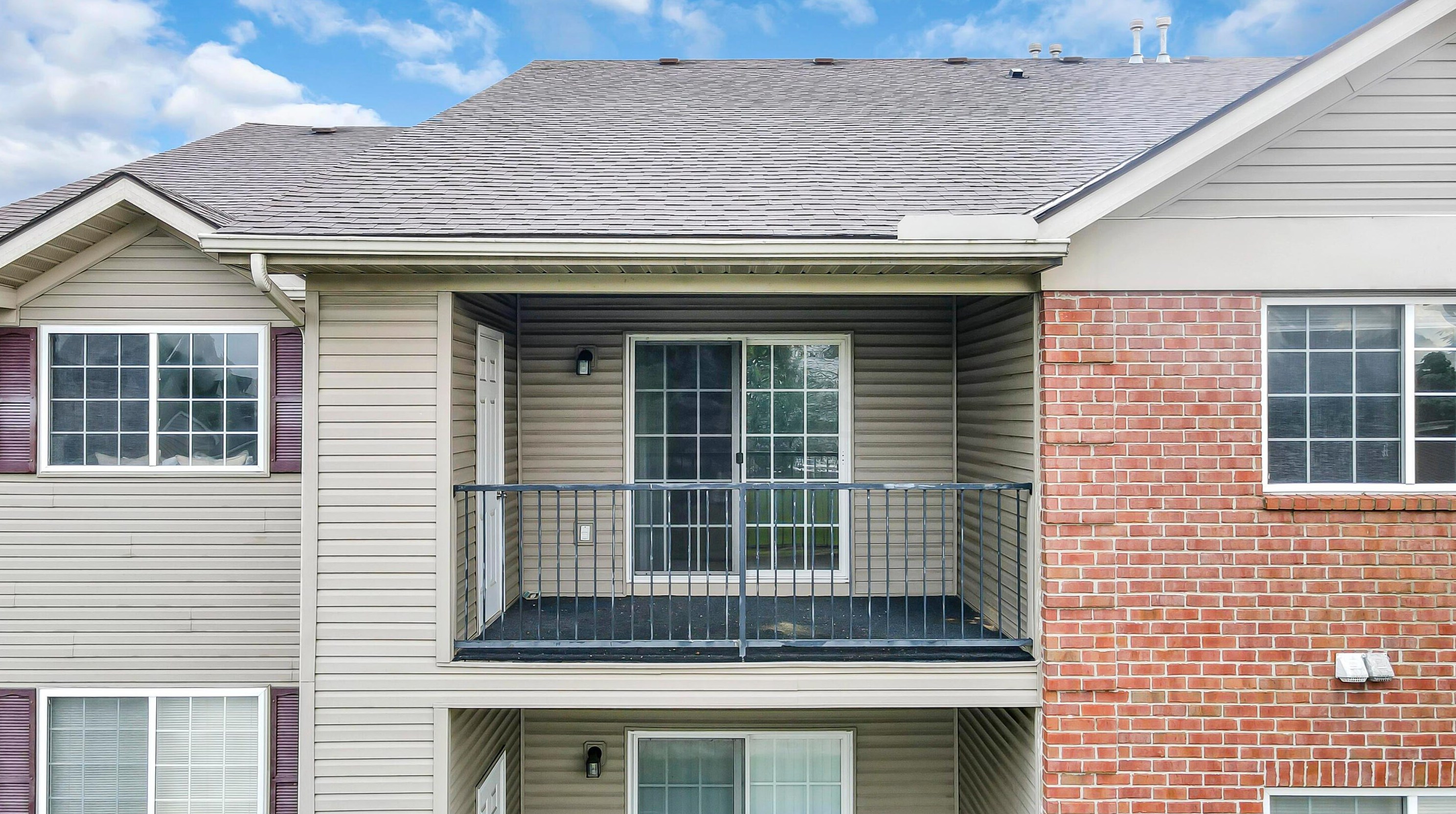 1959 Fortstone Ln, Columbus, OH 43228-3876