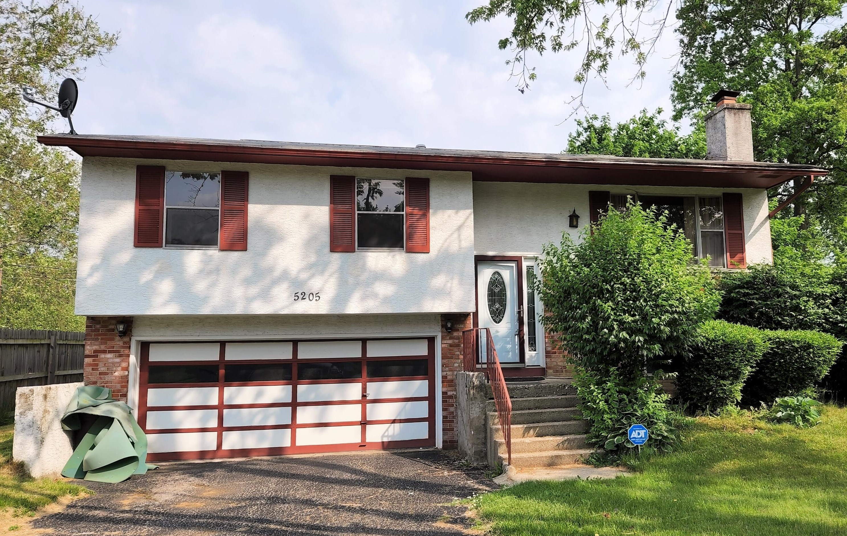 5205 Honeytree Loop, Columbus, OH 43229-4625