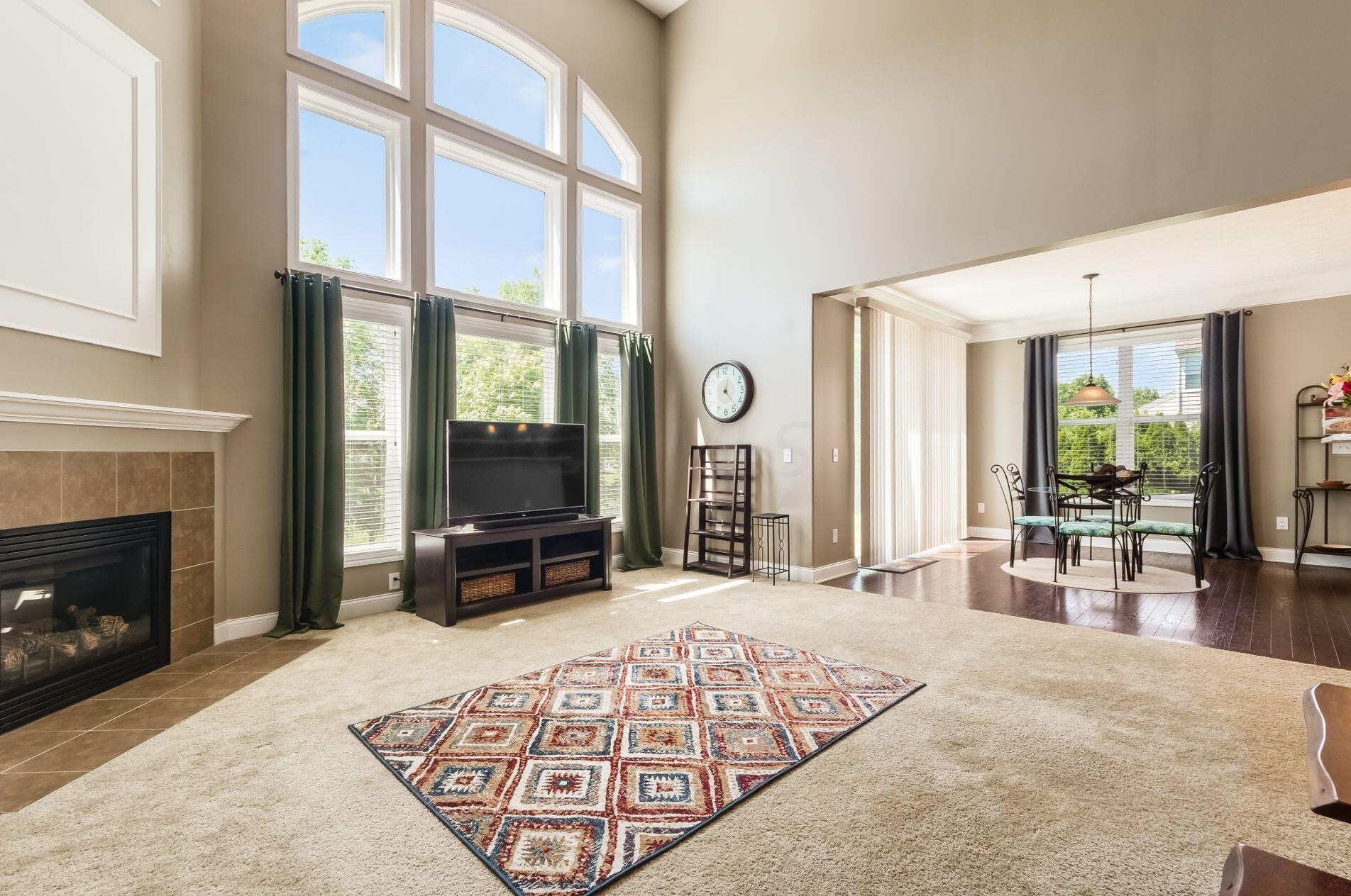 6061 Baumeister Dr, Hilliard OH 43026-6703 exterior