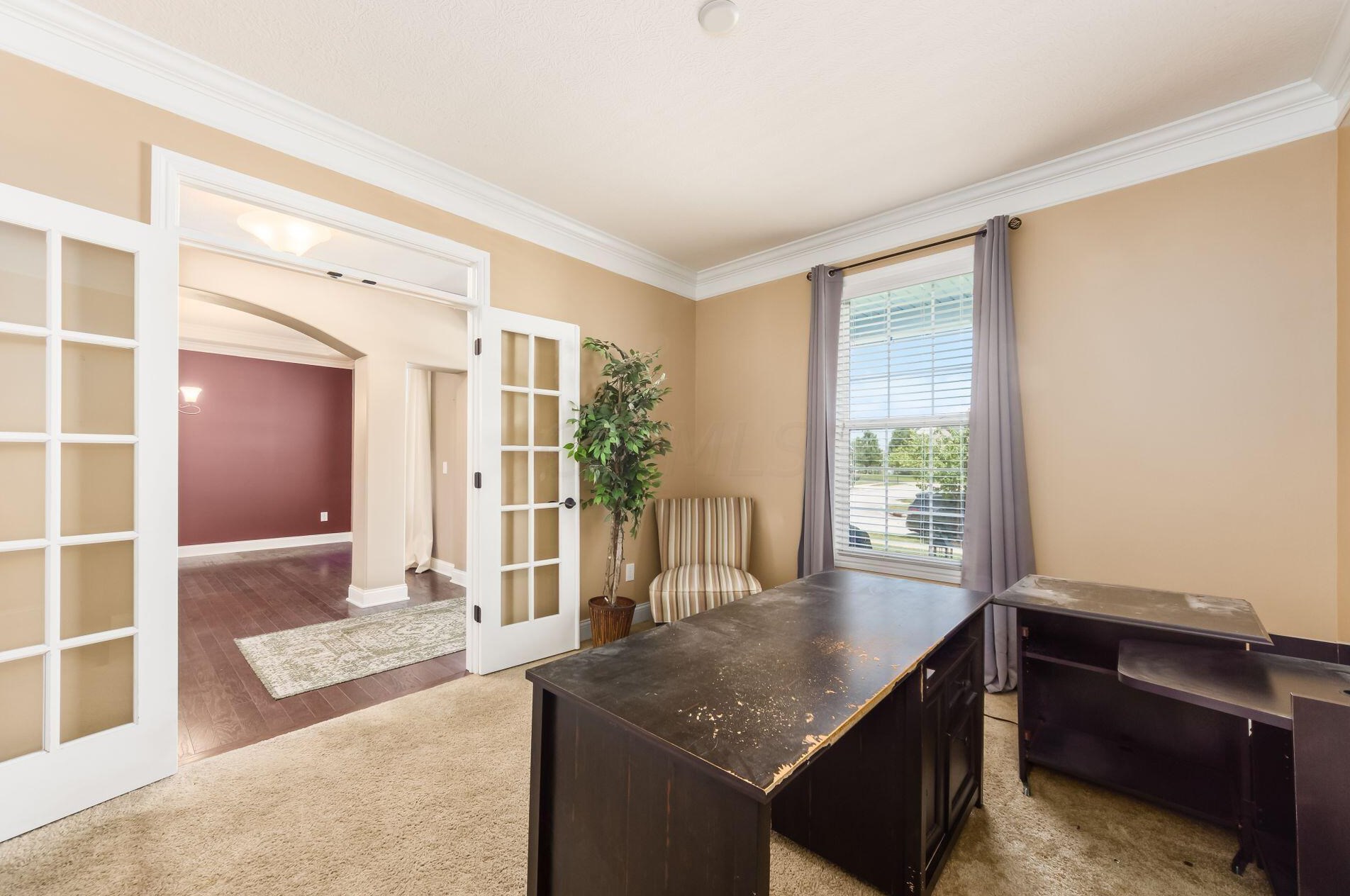 6061 Baumeister Dr, Hilliard OH 43026-6703 exterior