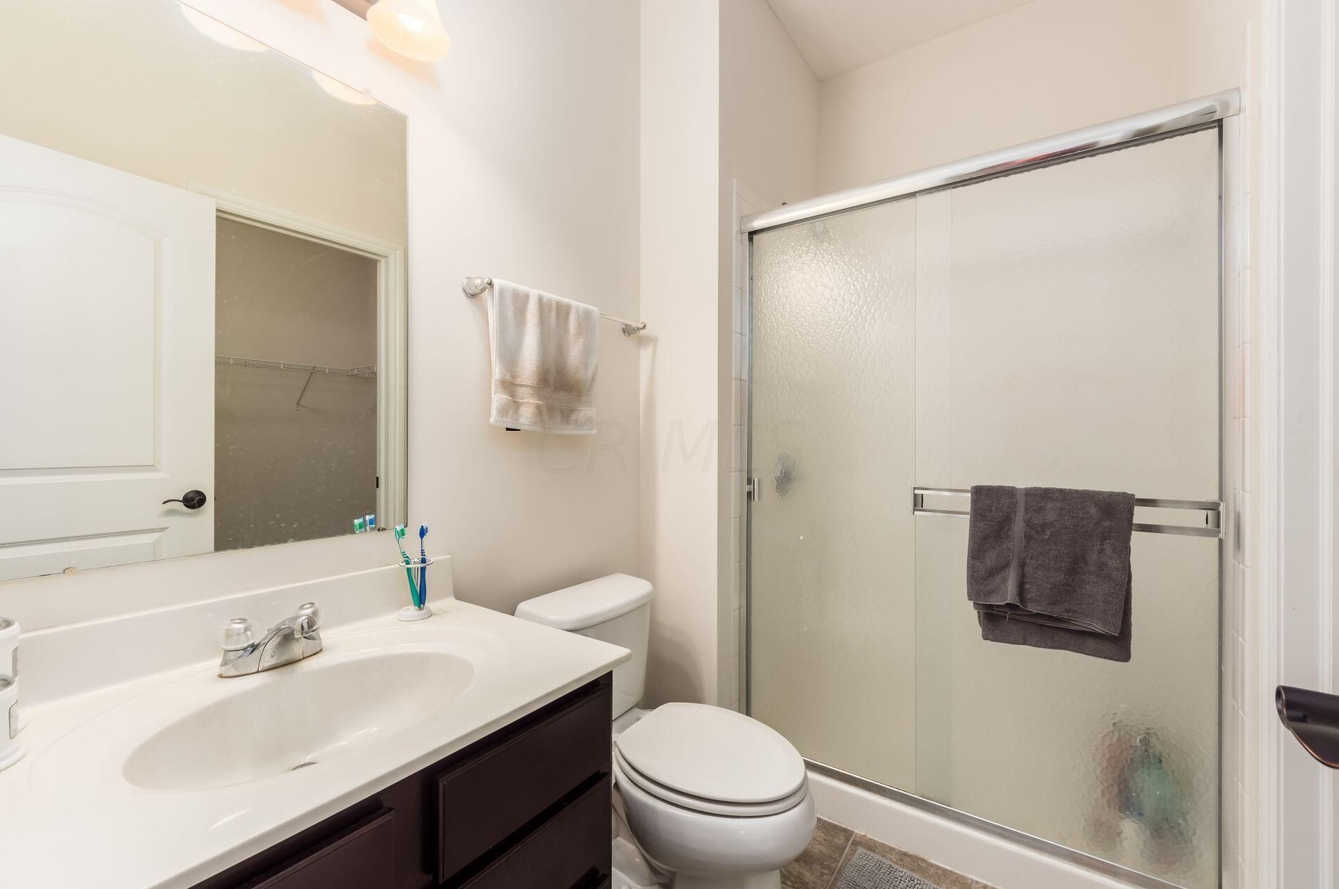 6061 Baumeister Dr, Hilliard OH 43026-6703 exterior