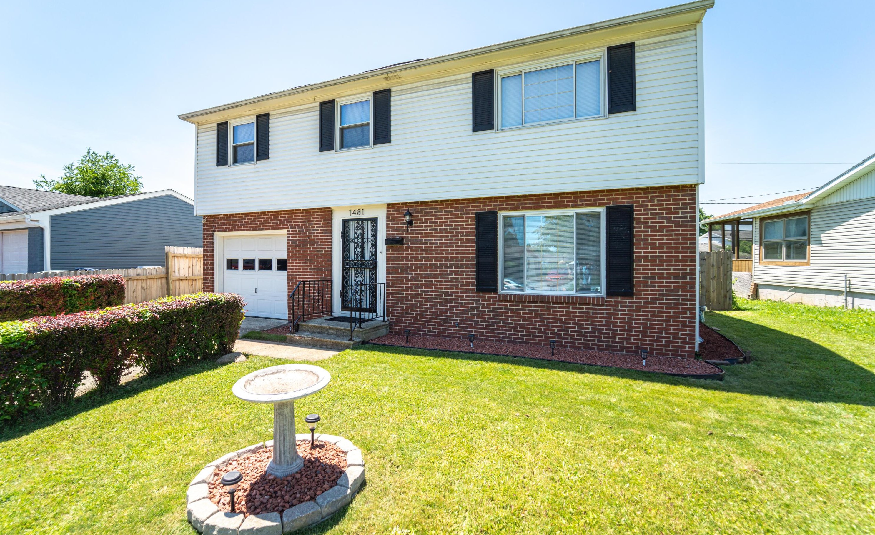 1481 Venice Dr, Columbus, OH 43207-3351