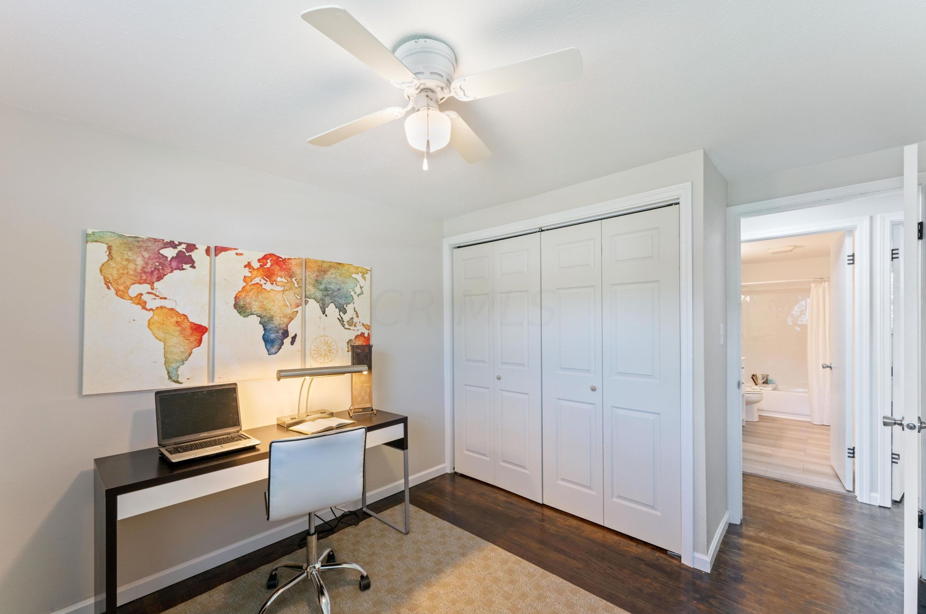 1061 Strimple Ave, Columbus OH 43229-5046 exterior