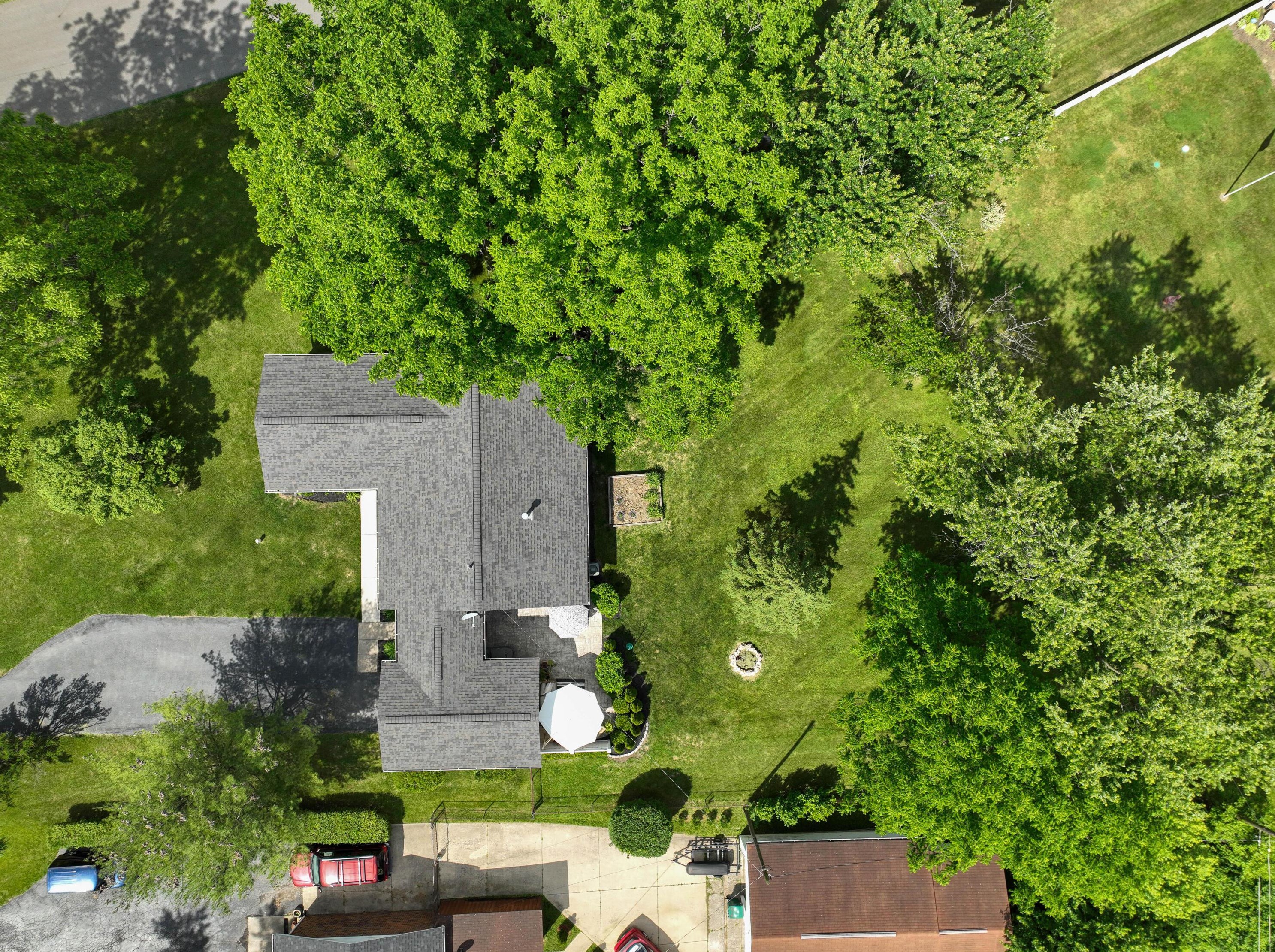 1470 Demorest Rd, Columbus OH 43204-1241 exterior