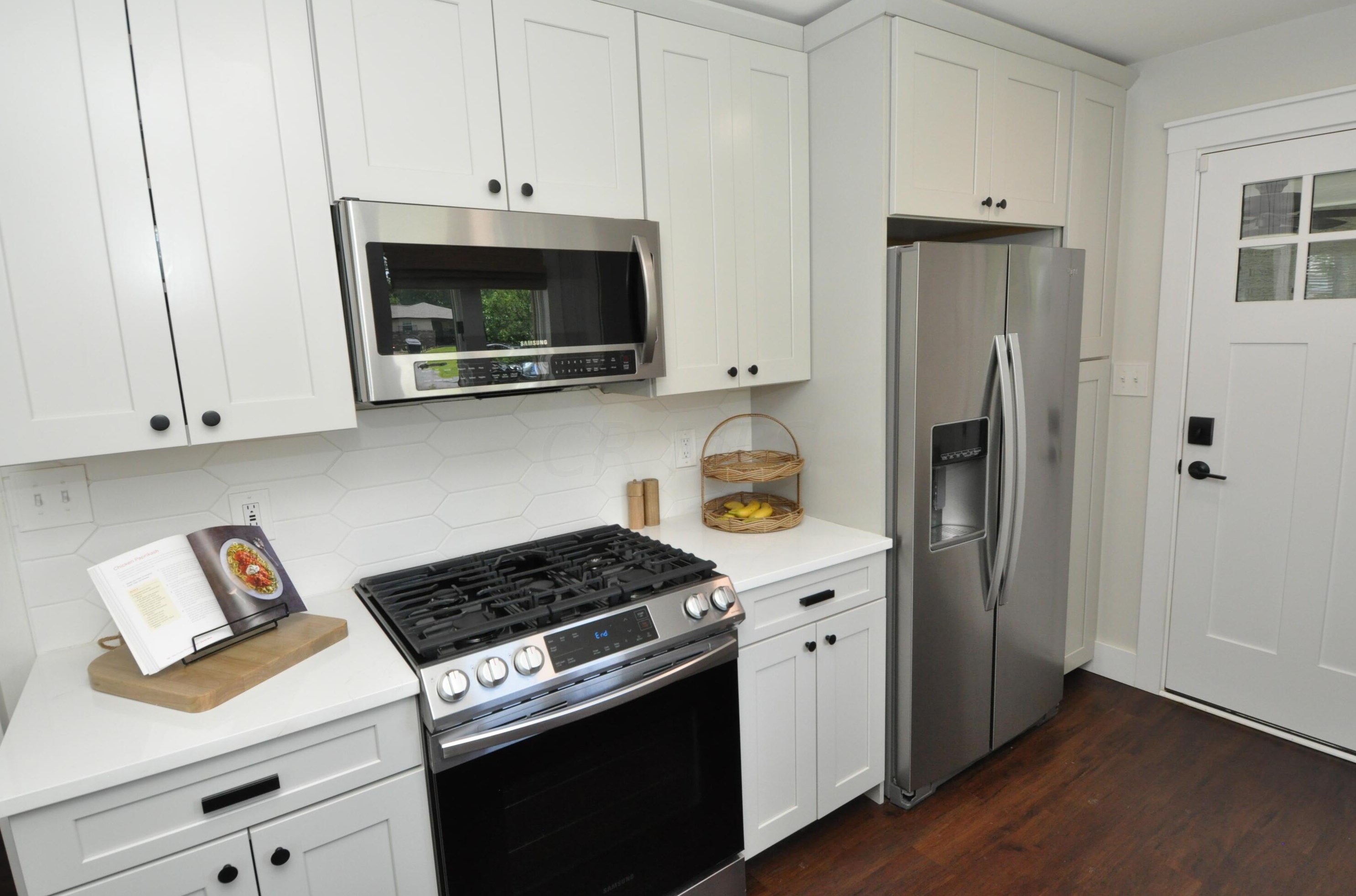 1470 Demorest Rd, Columbus OH 43204-1241 exterior