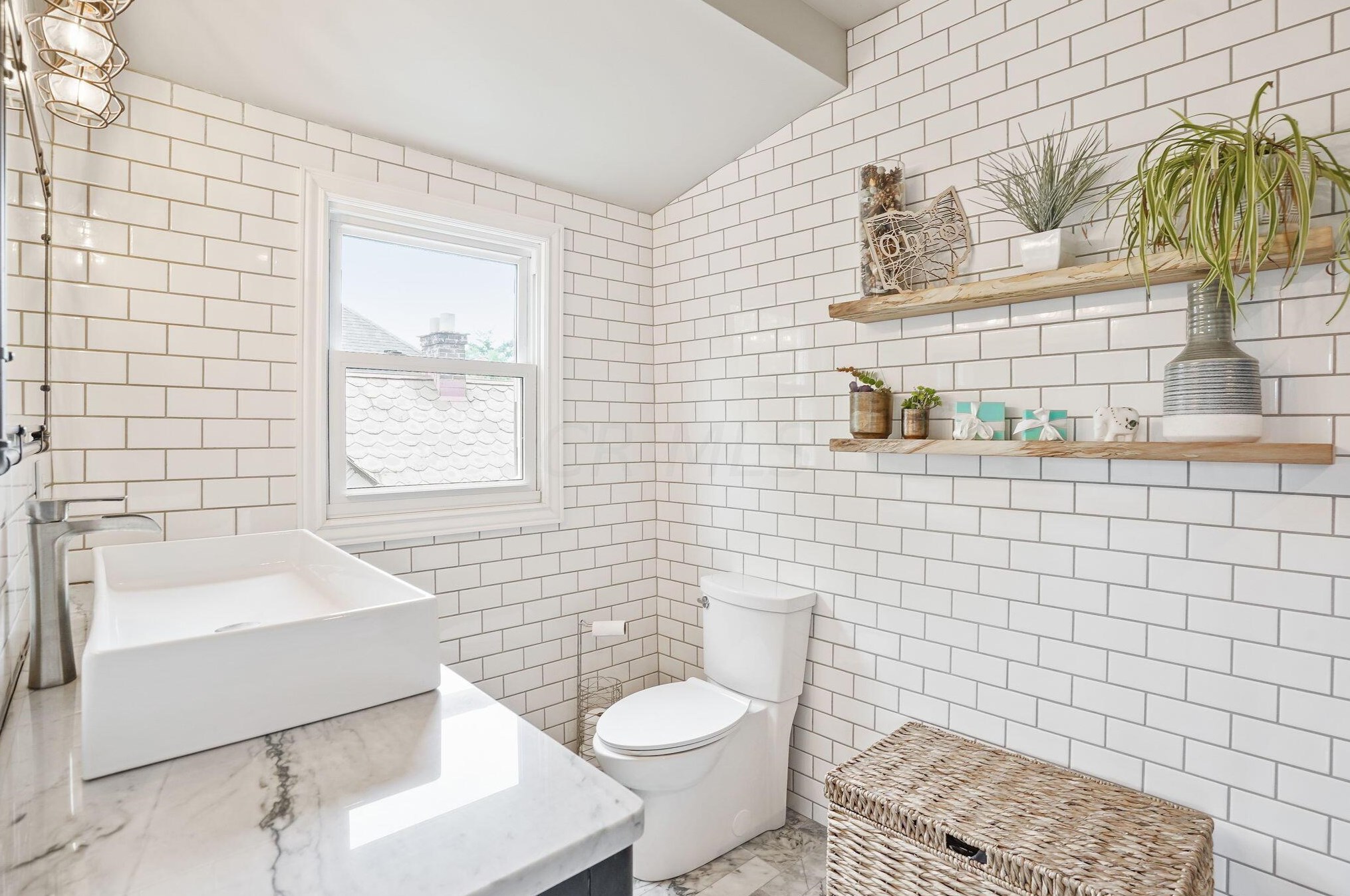 90 Gates St, Columbus OH 43206-3621 exterior