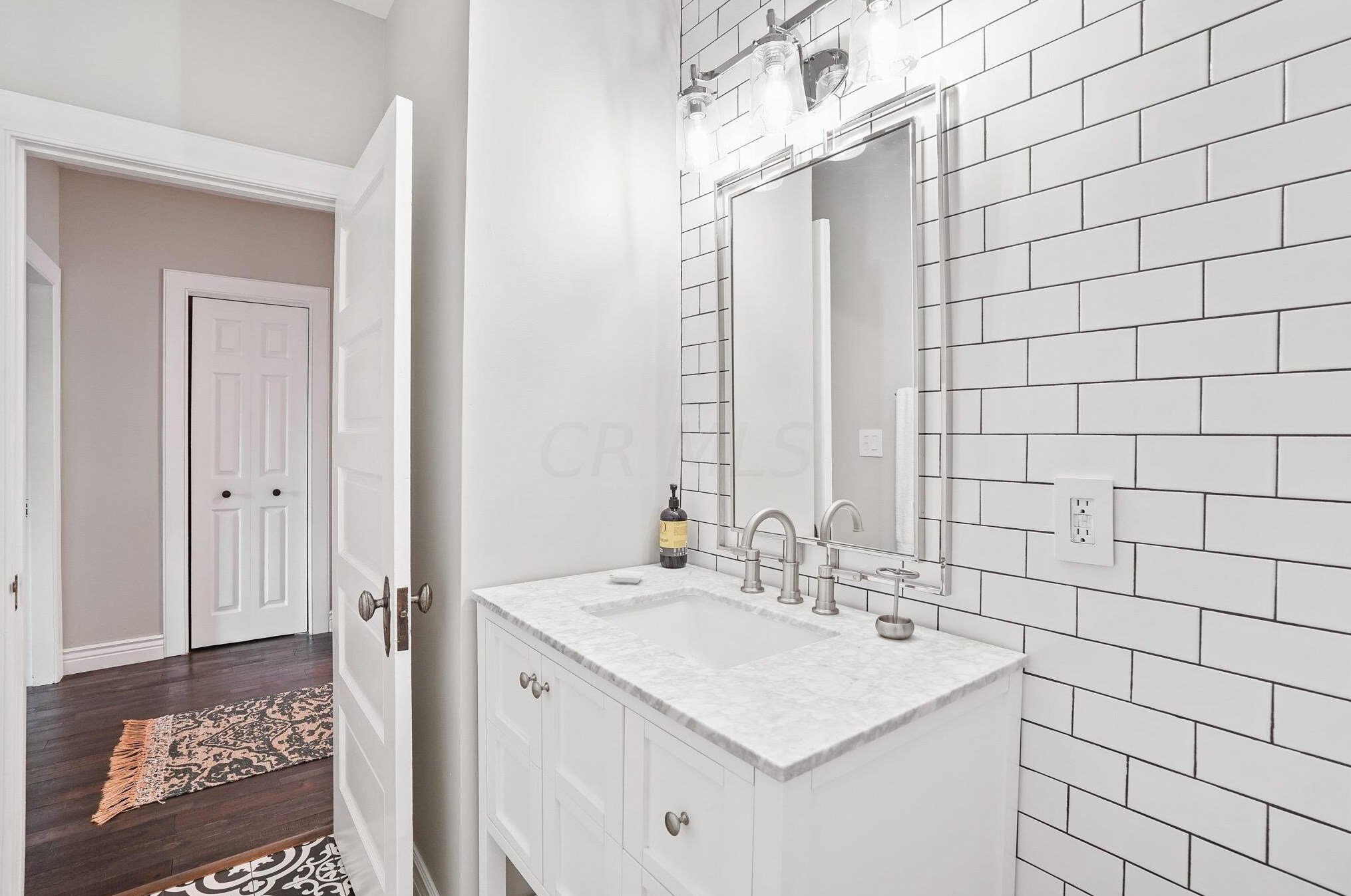 90 Gates St, Columbus OH 43206-3621 exterior