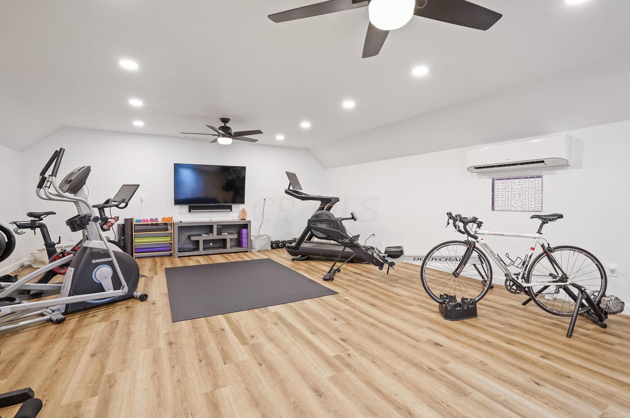 90 Gates St, Columbus OH 43206-3621 exterior