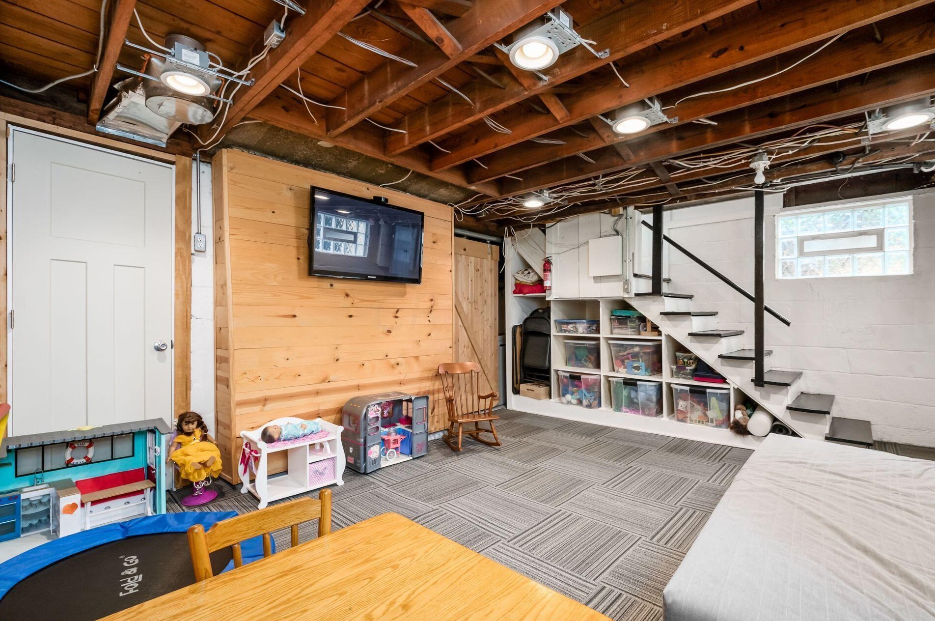 532 Milford Ave, Columbus OH 43202-1370 exterior