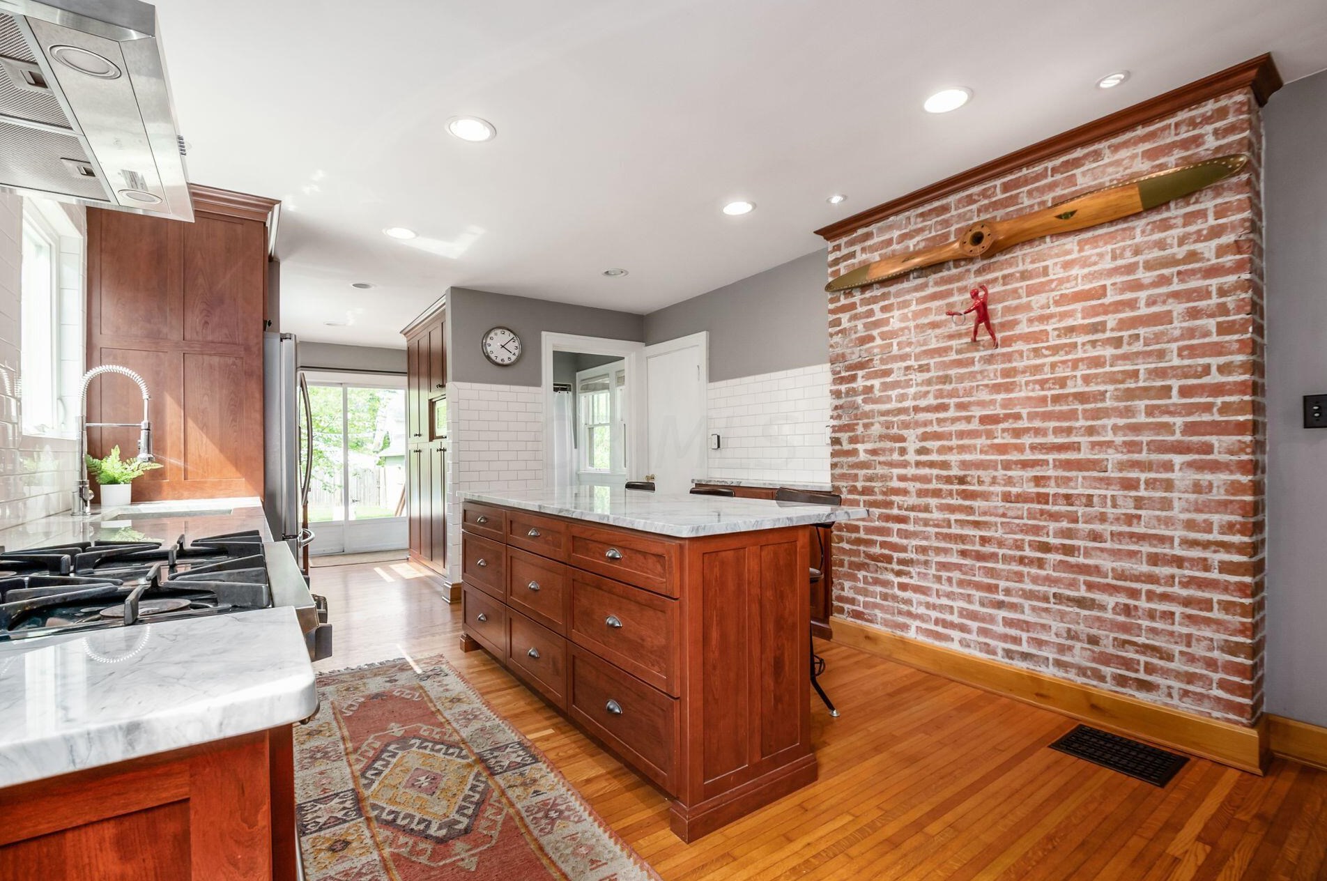 532 Milford Ave, Columbus OH 43202-1370 exterior