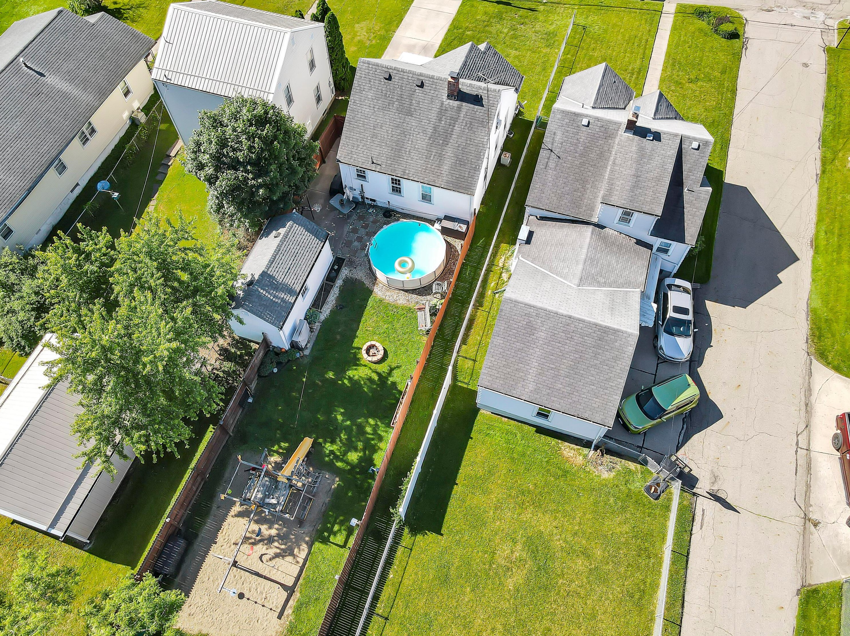 1407 Wheeling St, Lancaster OH 43130-3708 exterior