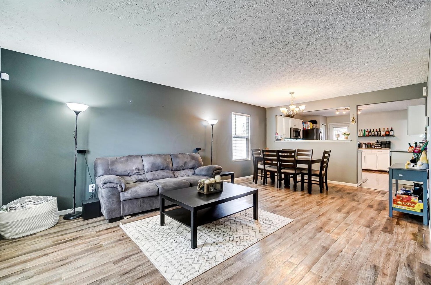 4671 Galecrest Dr, Columbus OH 43207-8761 exterior