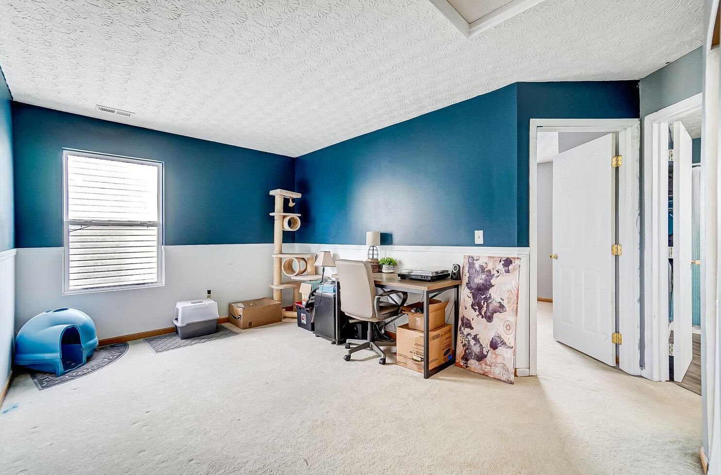 4671 Galecrest Dr, Columbus OH 43207-8761 exterior