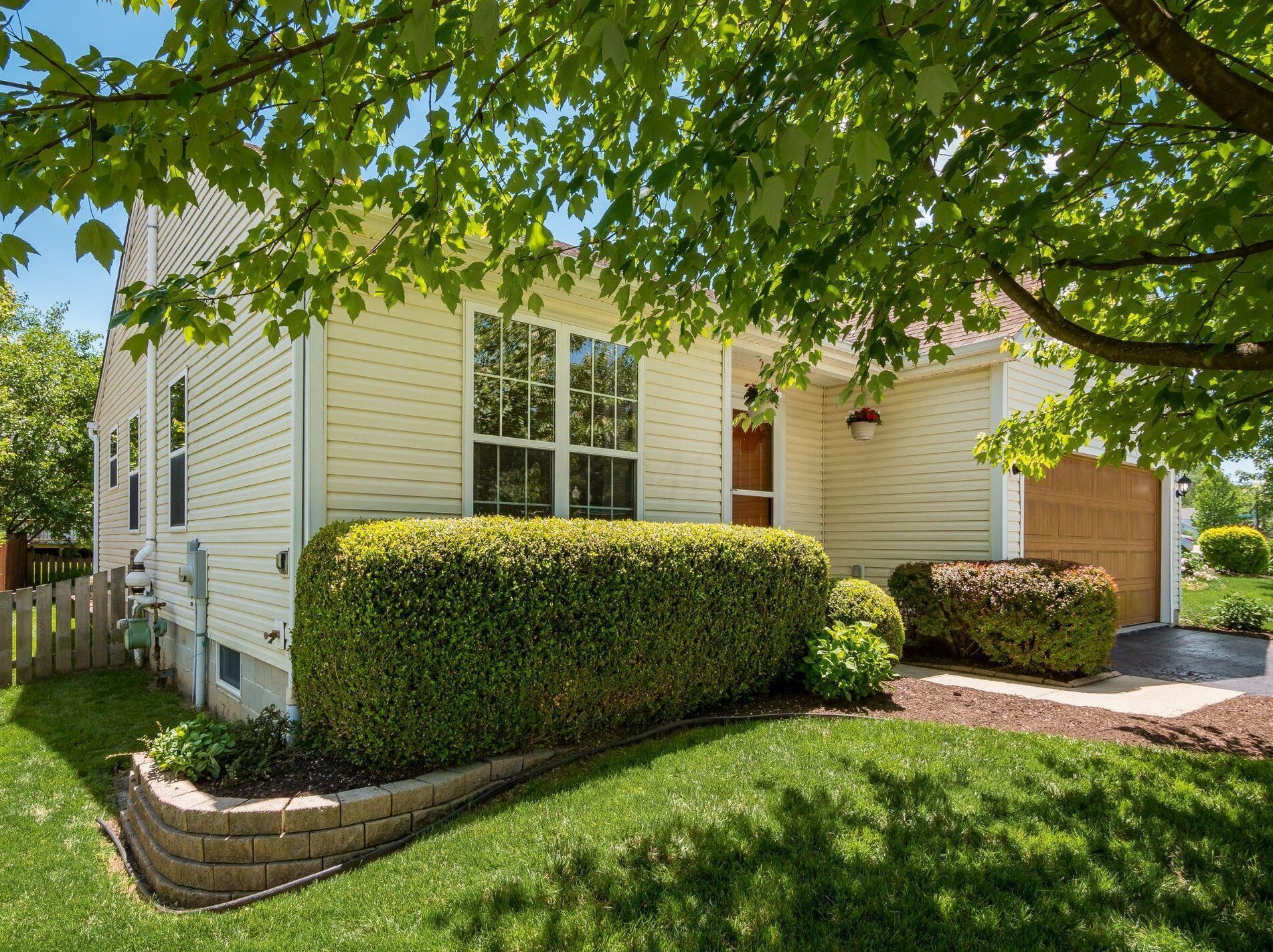 3397 Westerville Woods Dr, Columbus, OH 43231-9207