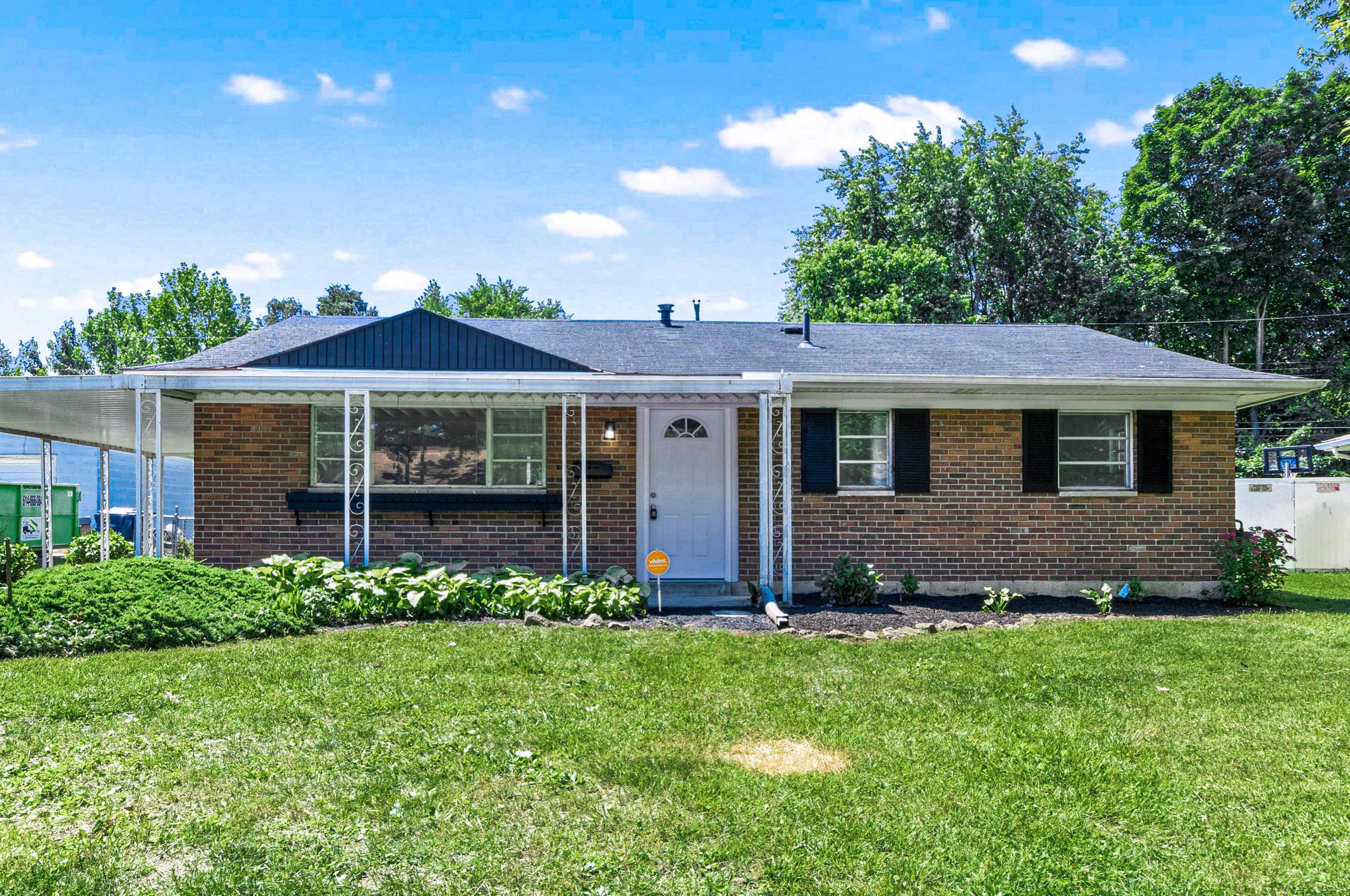 3953 Mound St, Columbus, OH 43227-1772