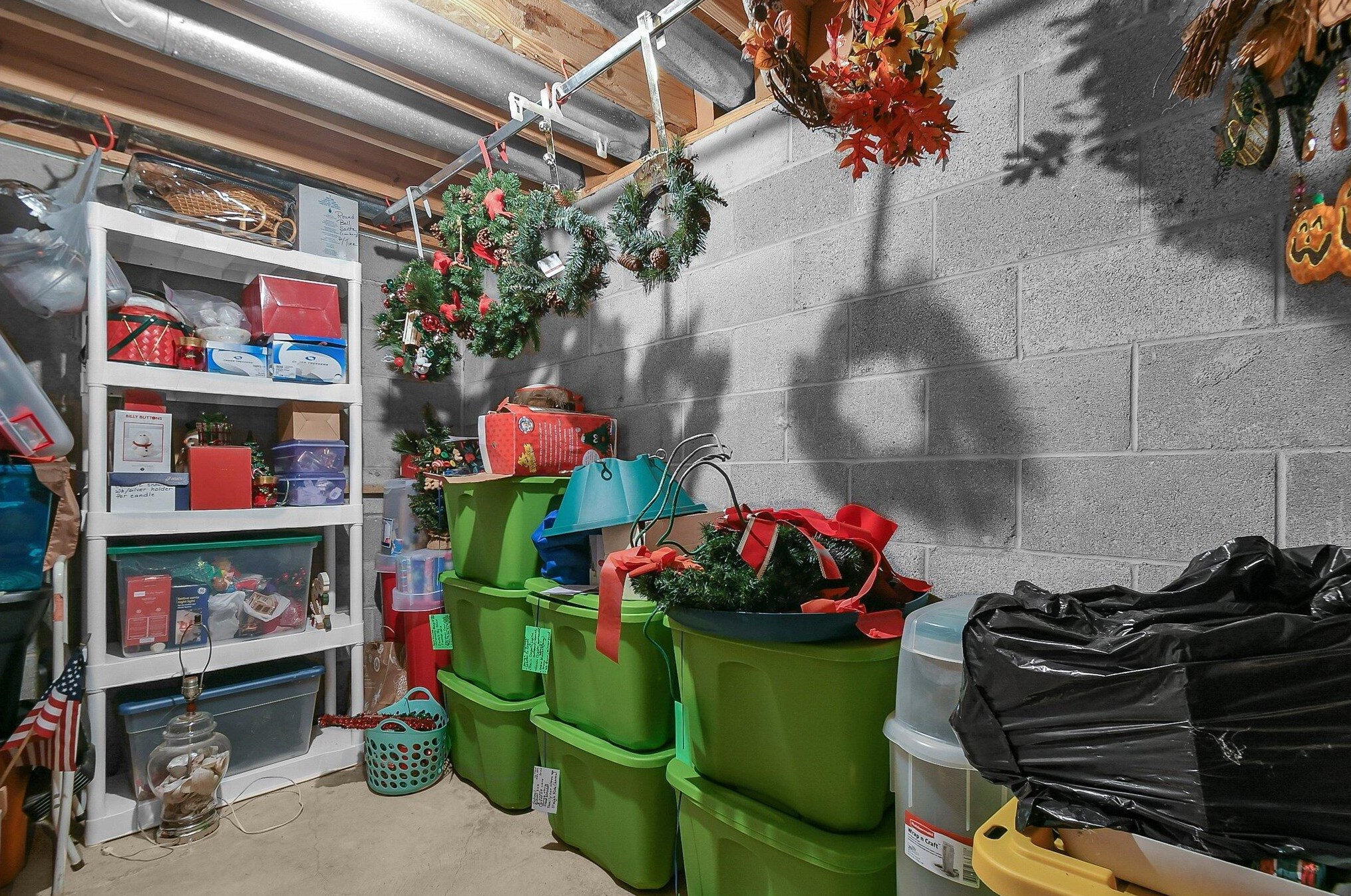 5574 Marita Ln, Columbus OH 43235-7120 exterior